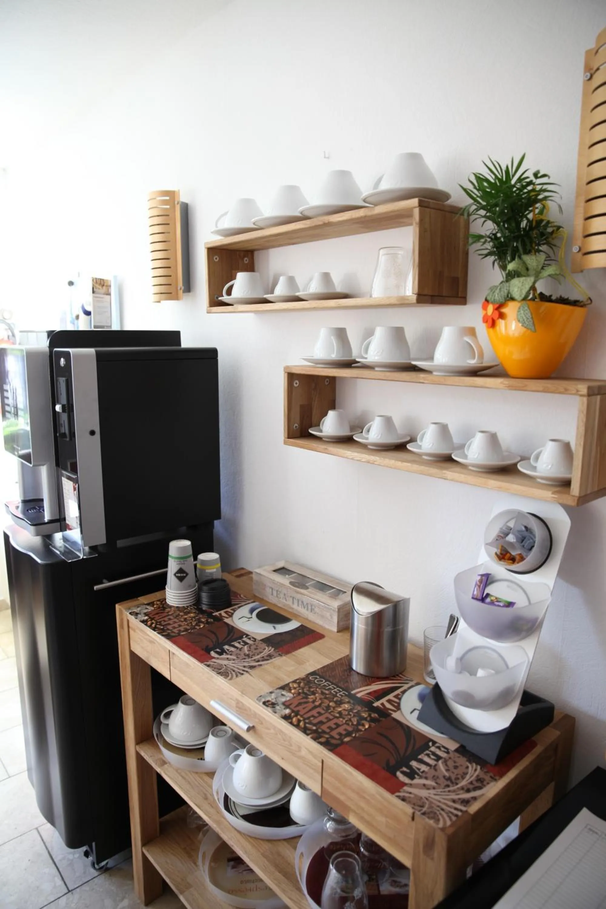 Restaurant/places to eat in Hotel Diana Garni