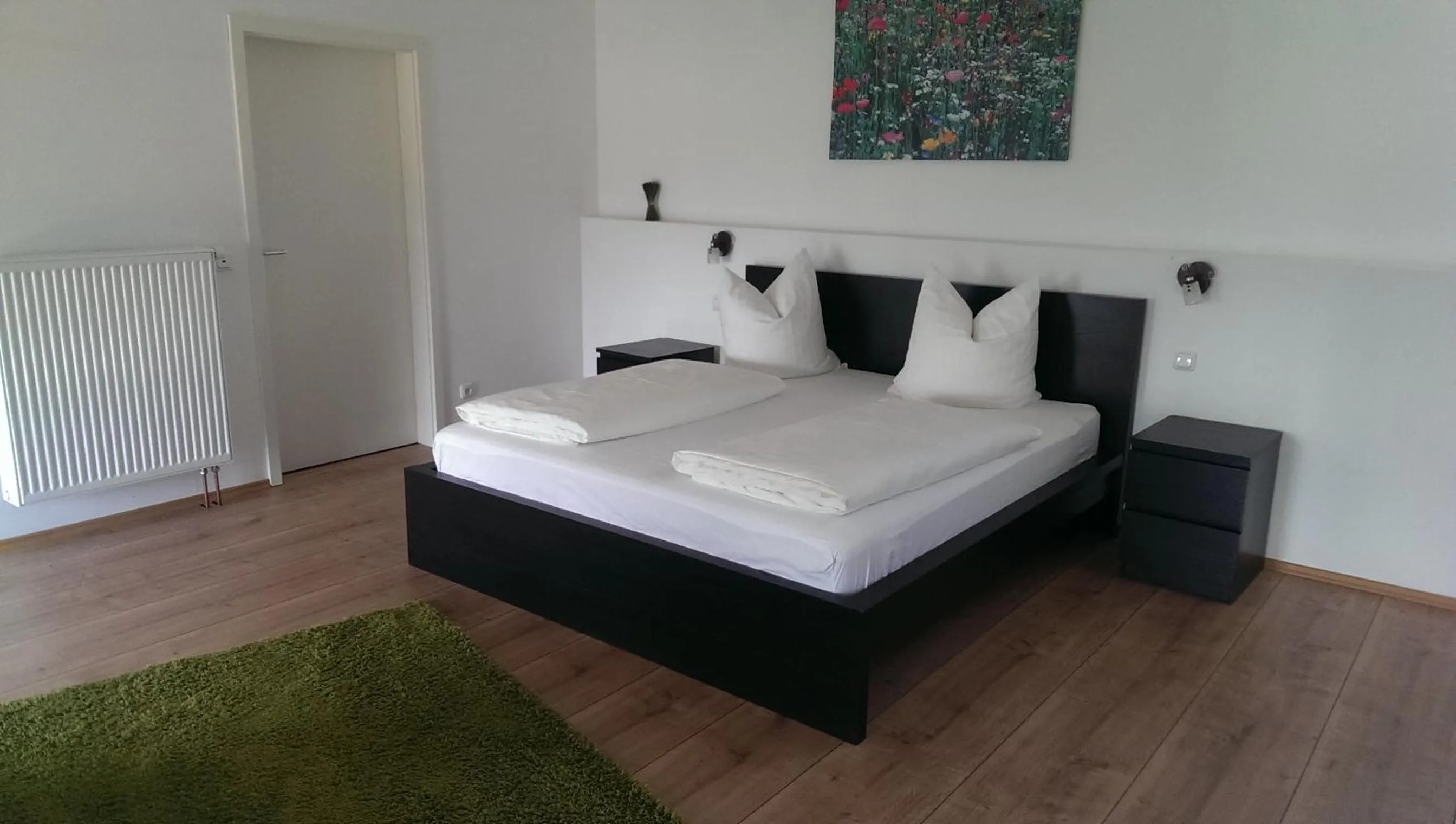 Bed in Zum Rebhang Bed & Breakfast