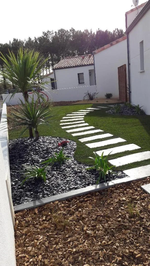 Facade/entrance in Le Temps d'une Pause