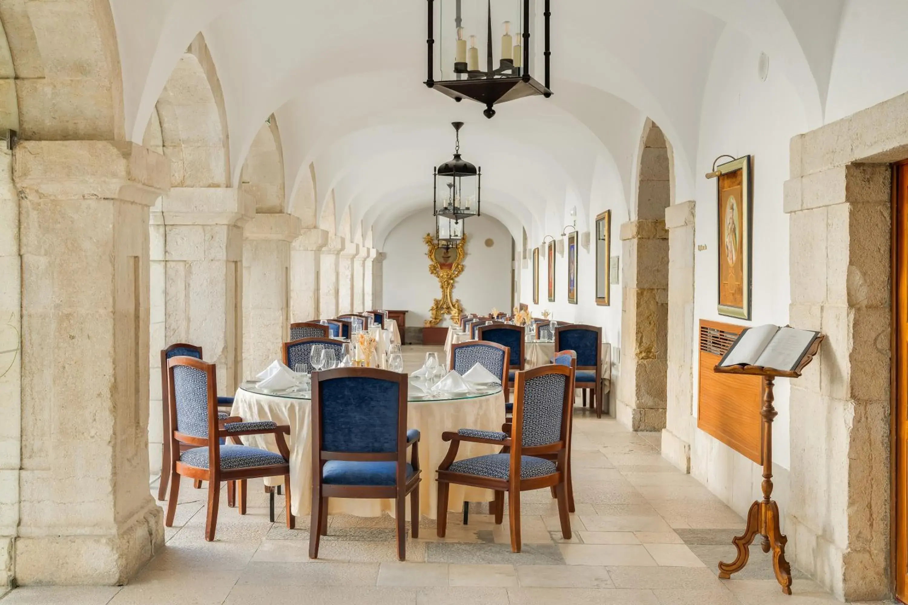 Restaurant/places to eat in Pousada Castelo de Palmela Restaurant/places to eat in Pousada Castelo de Palmela