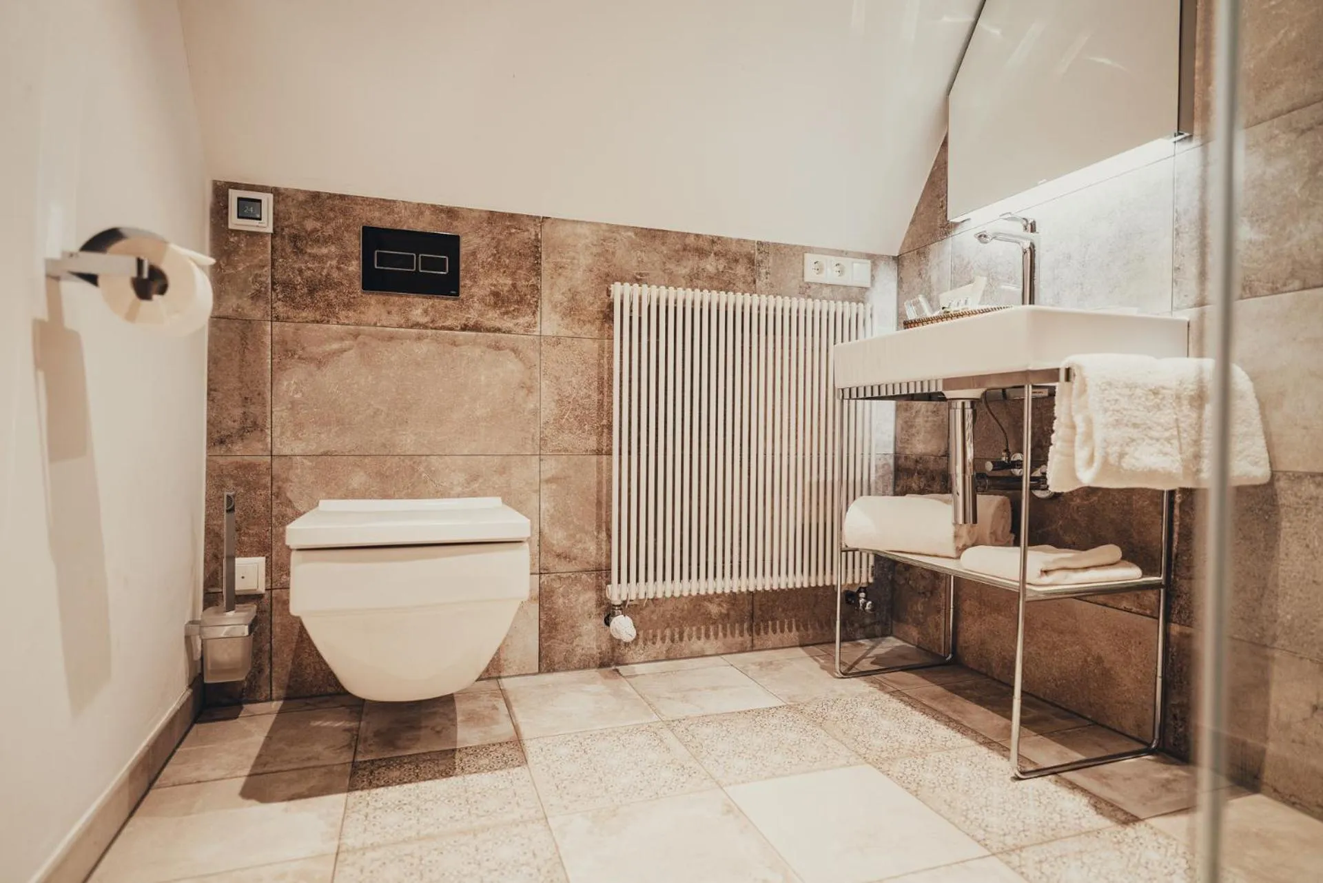 Bathroom in Villa Sorgenfrei und Restaurant Atelier Sanssouci