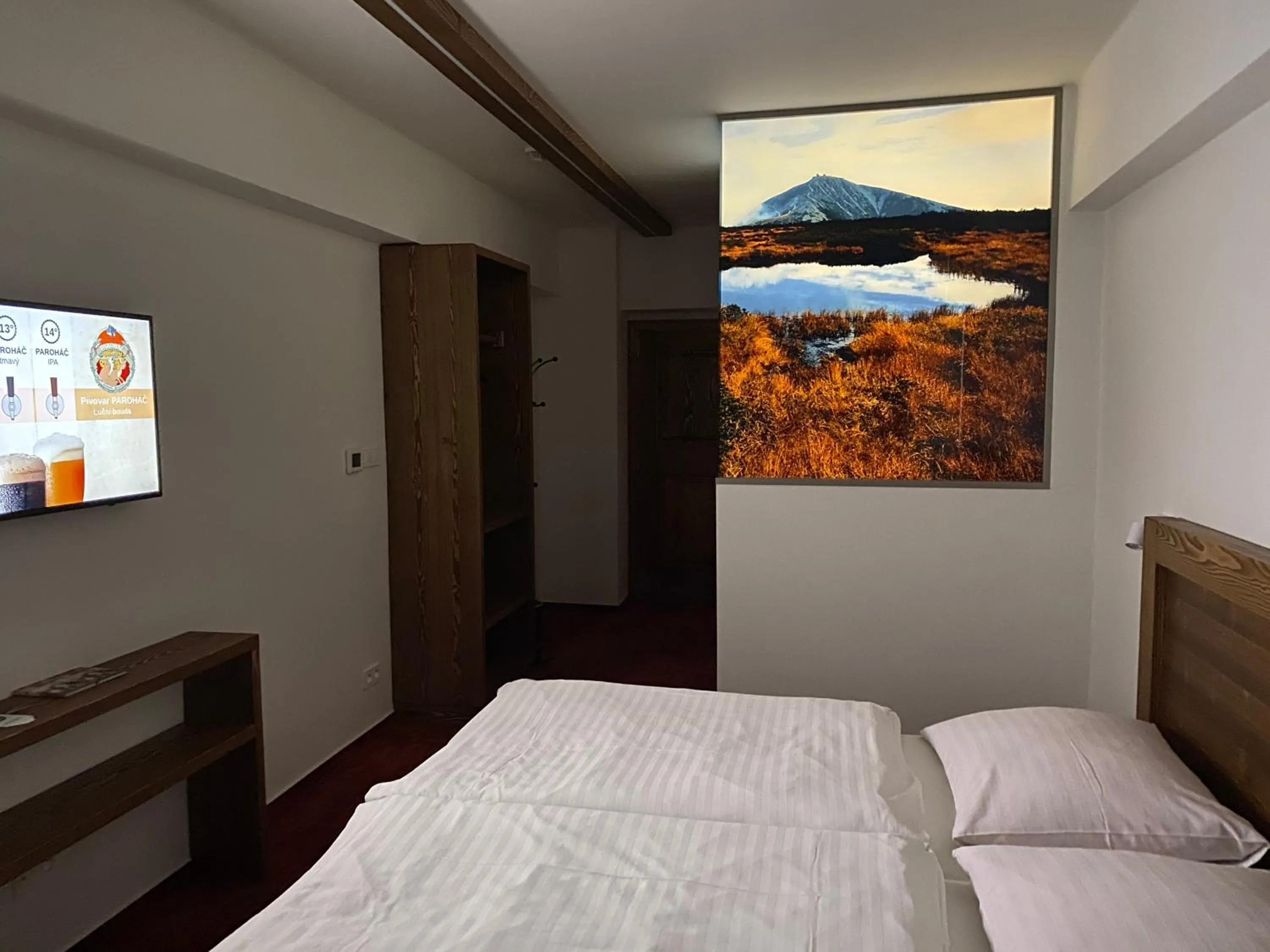 Living room, Bed in Luční bouda