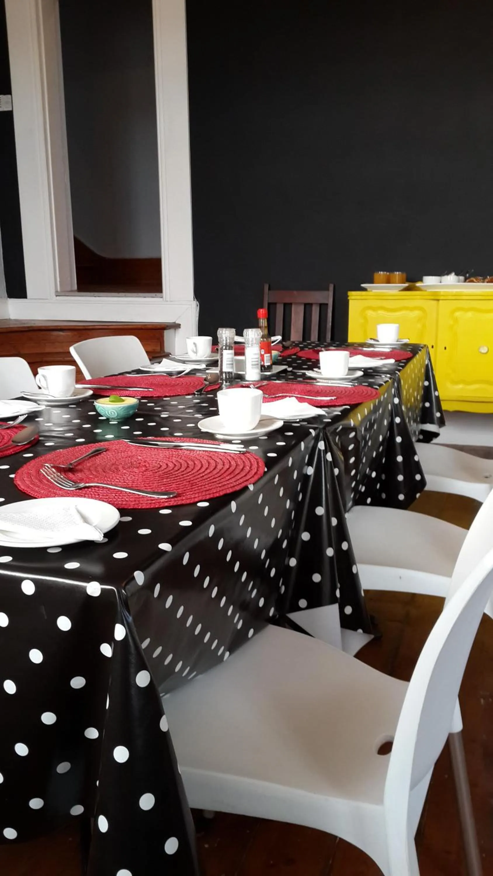 Breakfast in Bartholomew's Loft