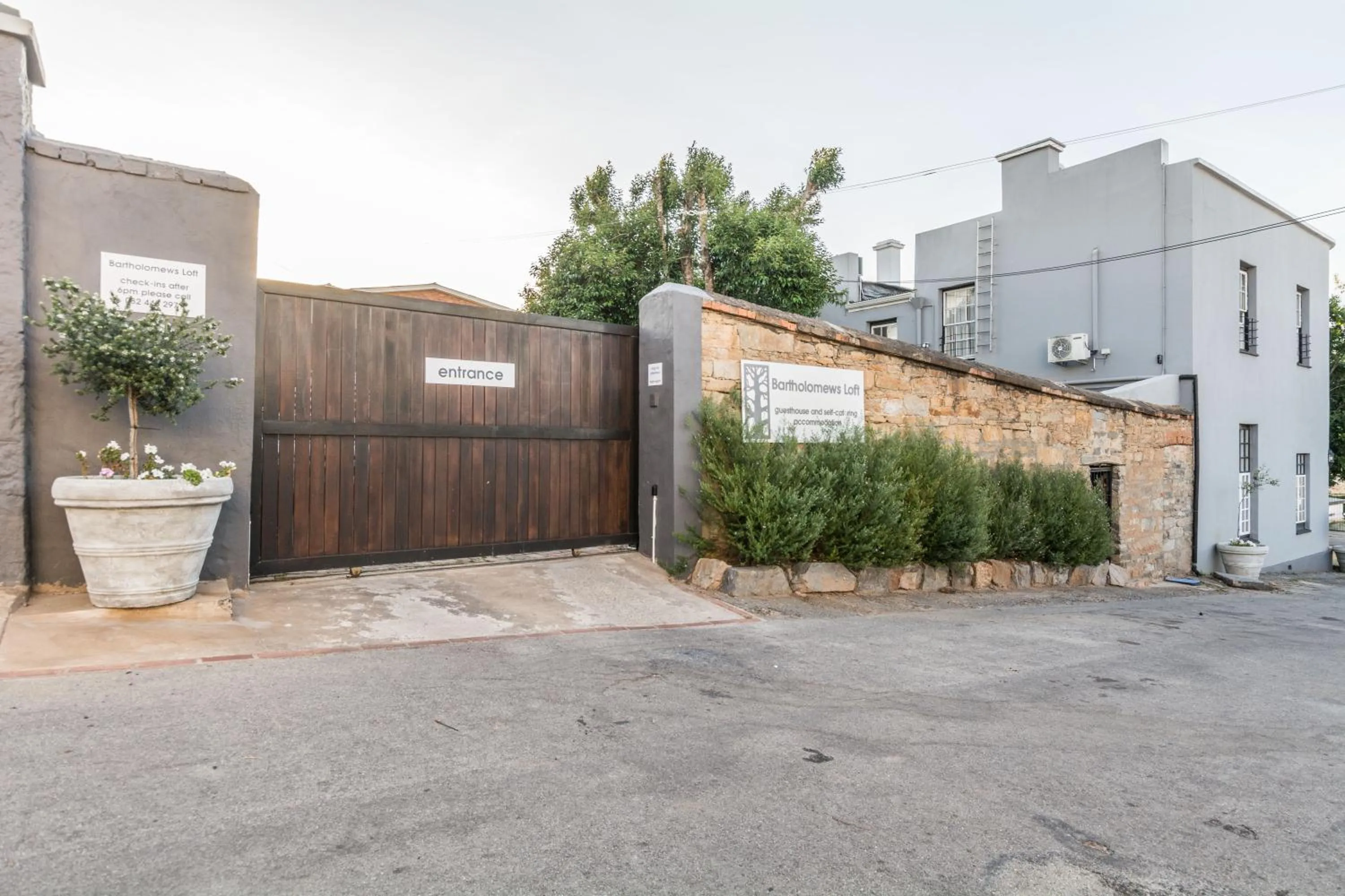 Facade/entrance in Bartholomew's Loft