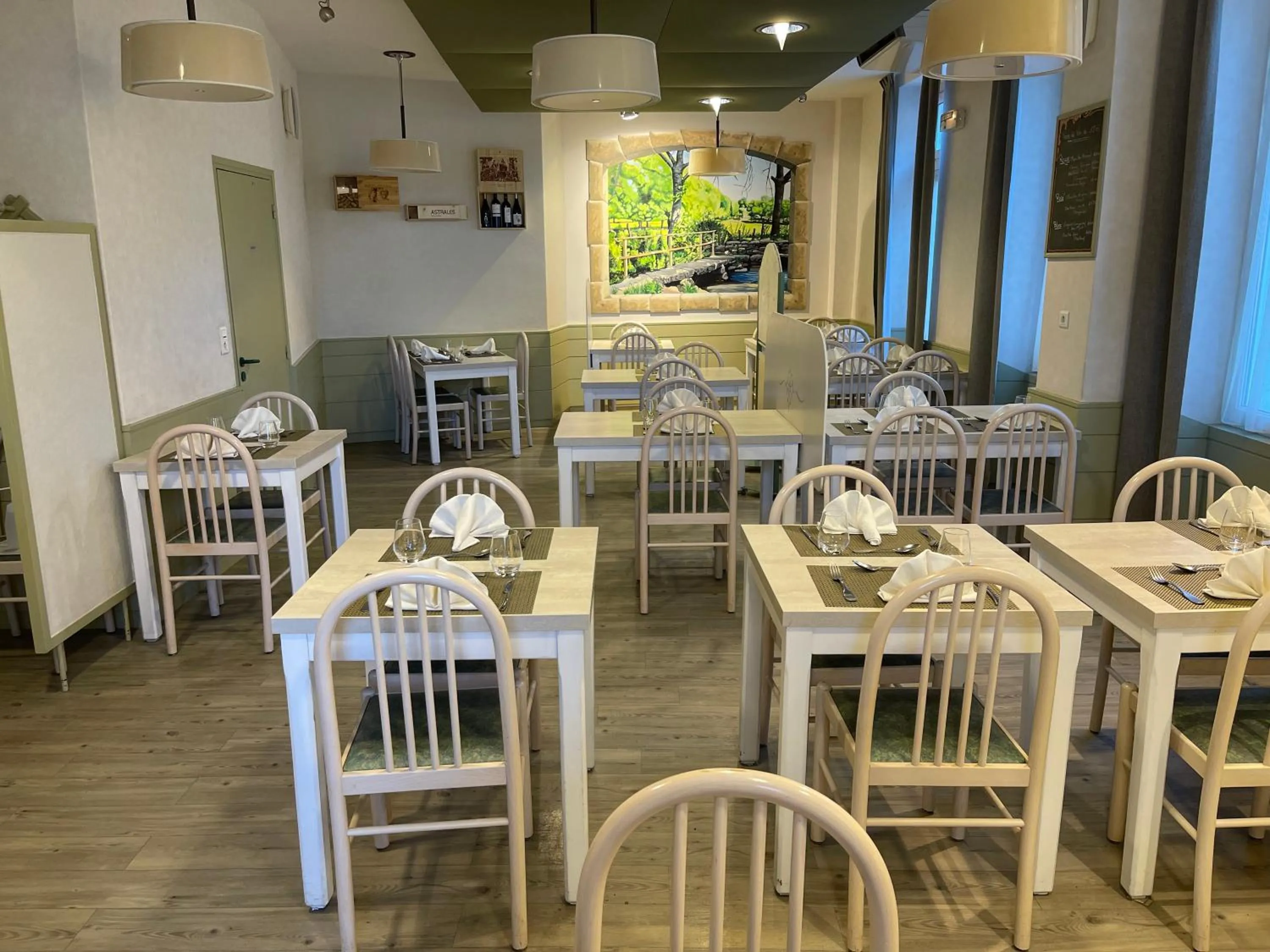 Logis Hôtel Restaurant Cazes Arazat