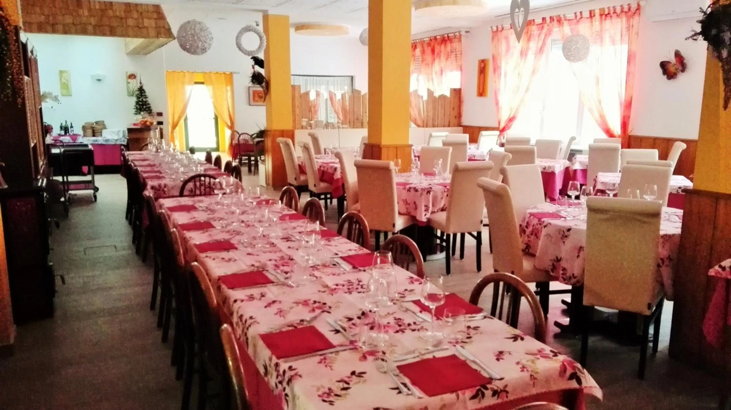 Lounge or bar in Albergo Neni