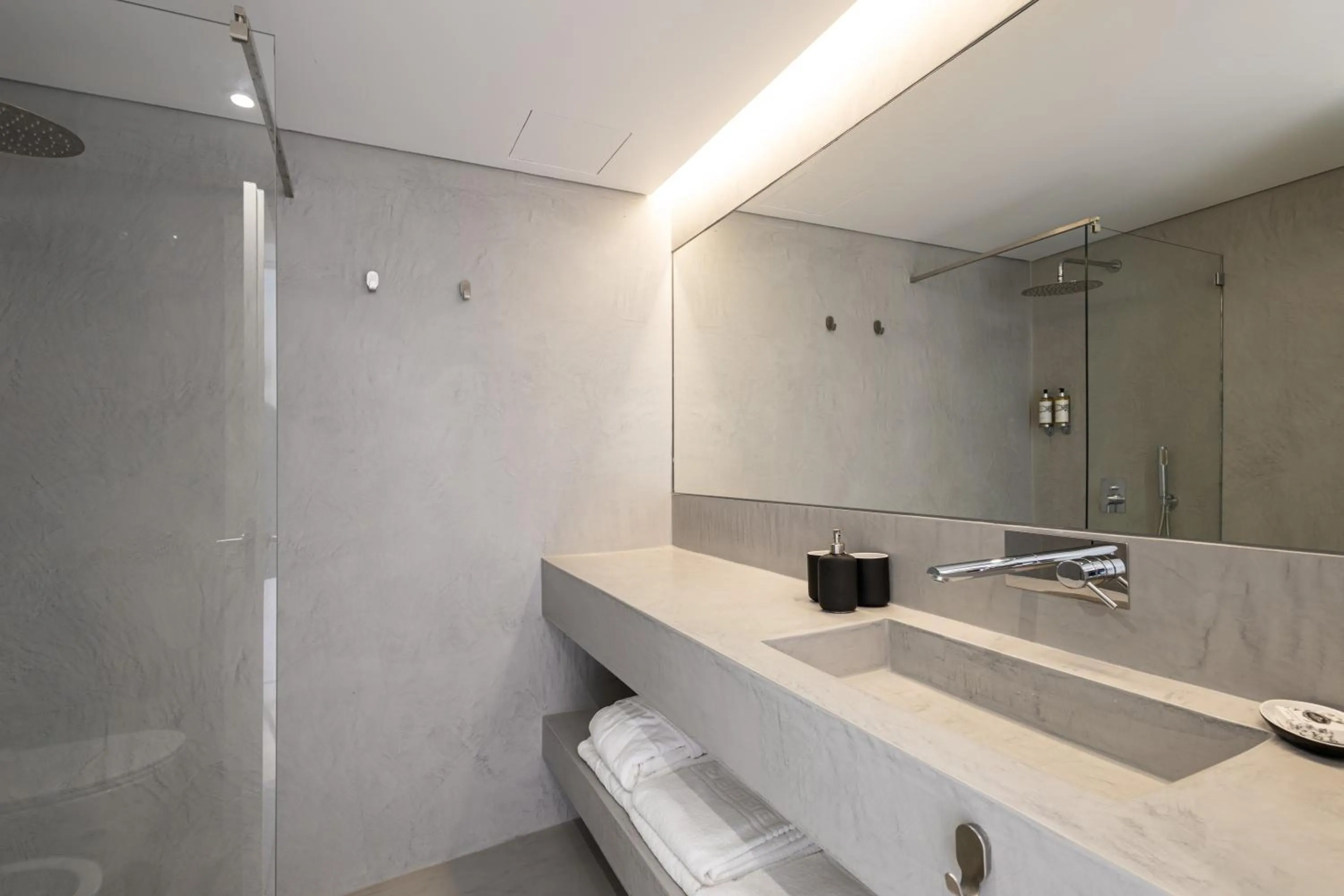 Bathroom in Vale do Gaio Hotel