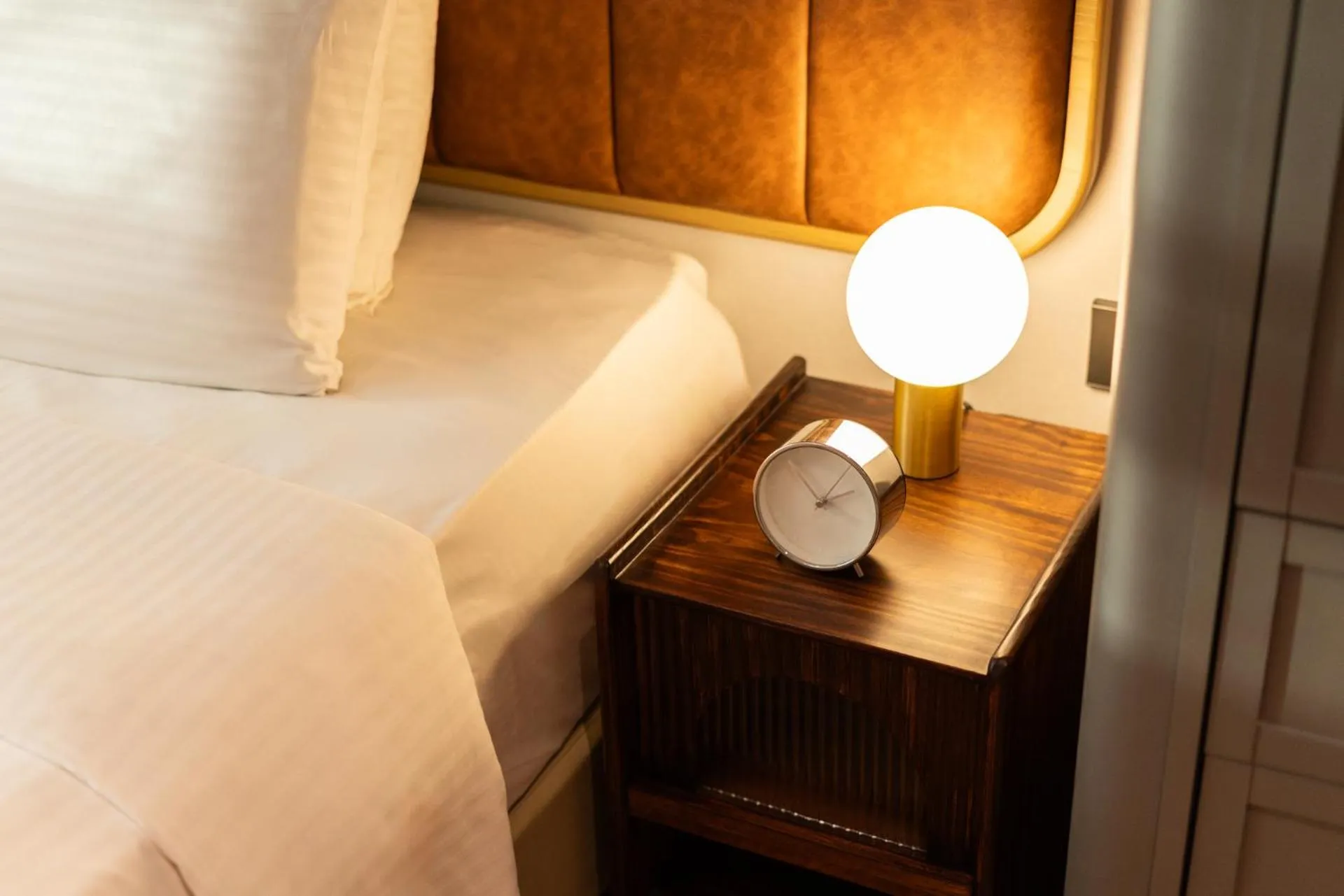 Bed in Dash Living on Hollywood