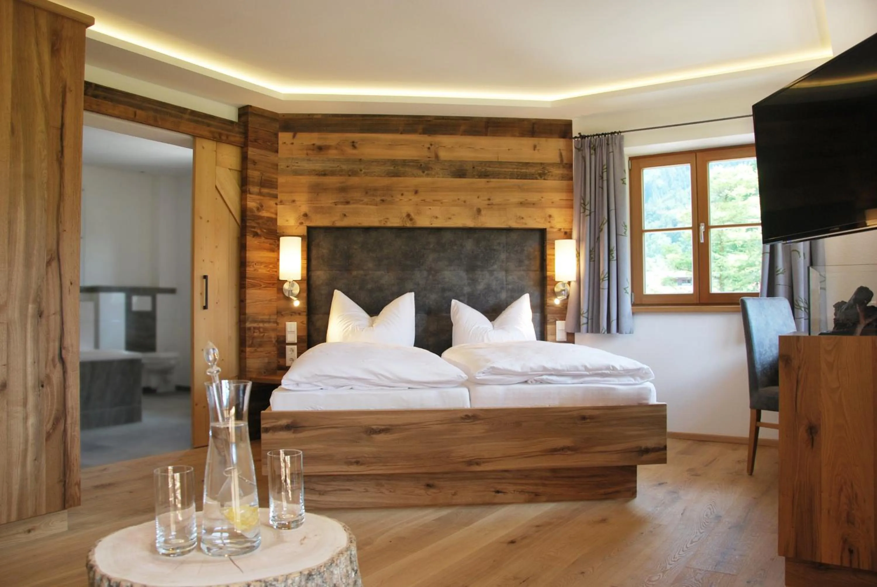 Photo of the whole room, Bed in s´Quartier am Schliersee