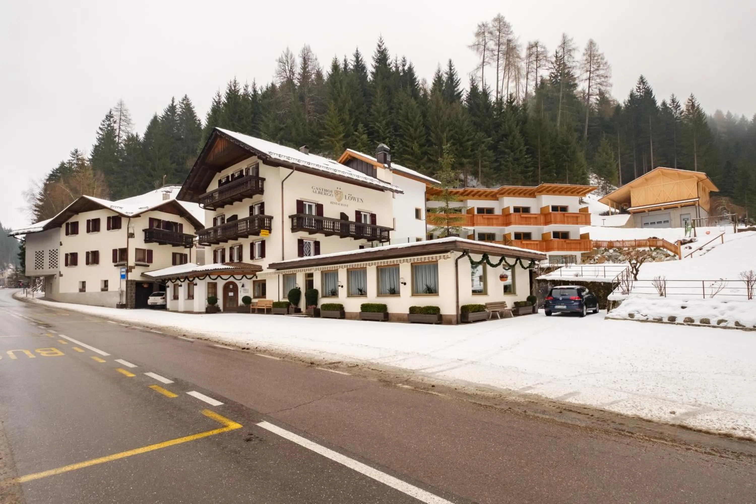 Facade/entrance in Gasthof Löwen