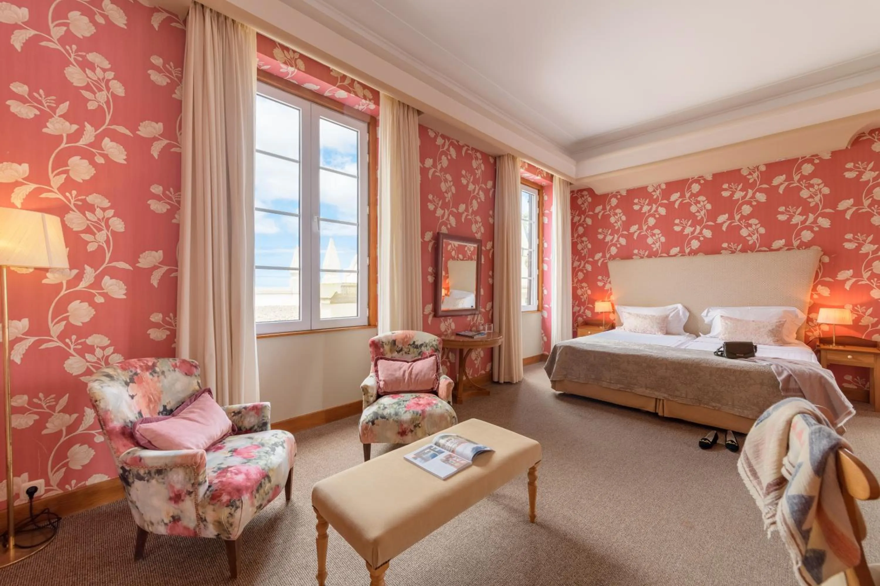 Photo of the whole room, Bed in Pousada de Viana do Castelo