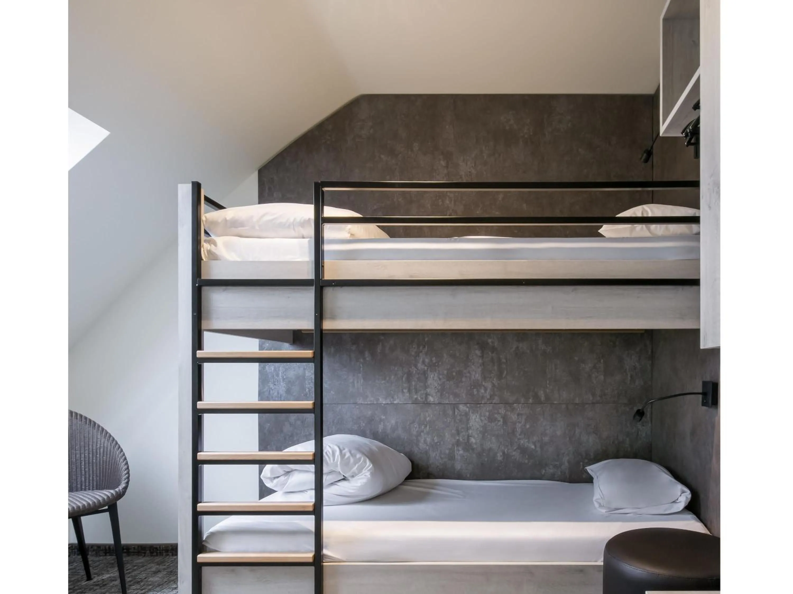 Bedroom, Bed in ibis Styles Zeebrugge