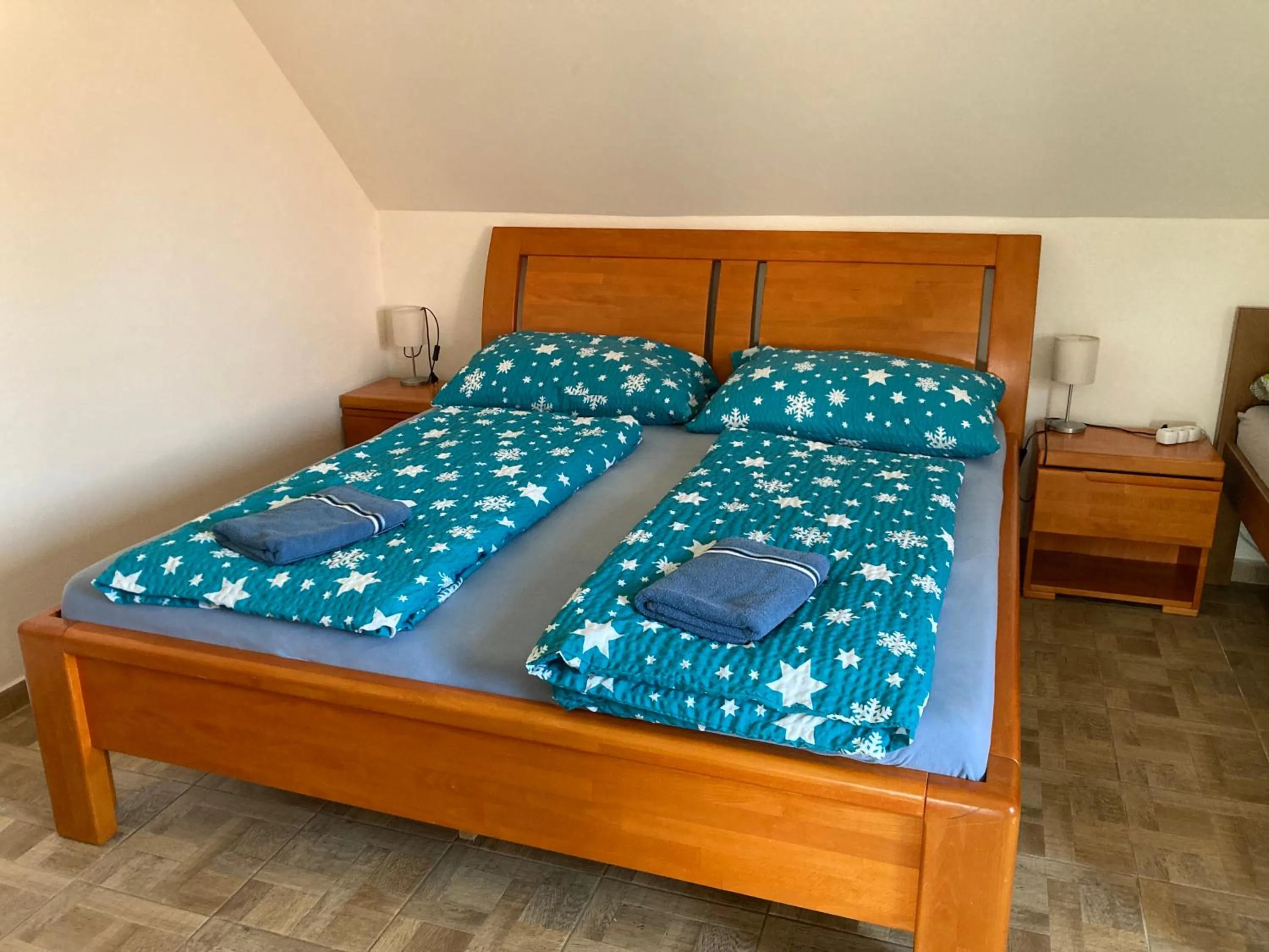 Bed in Apartmány s klimatizací - Penzion U Kudláčků Pouzdřany
