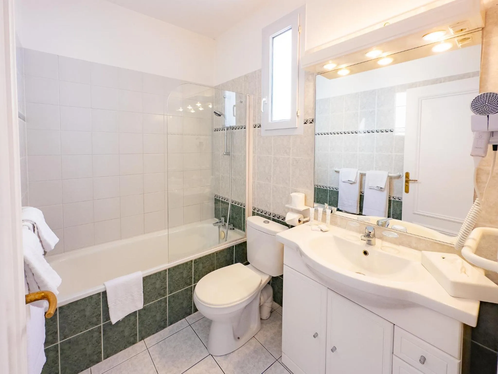 Bathroom in Hôtel de Margaux