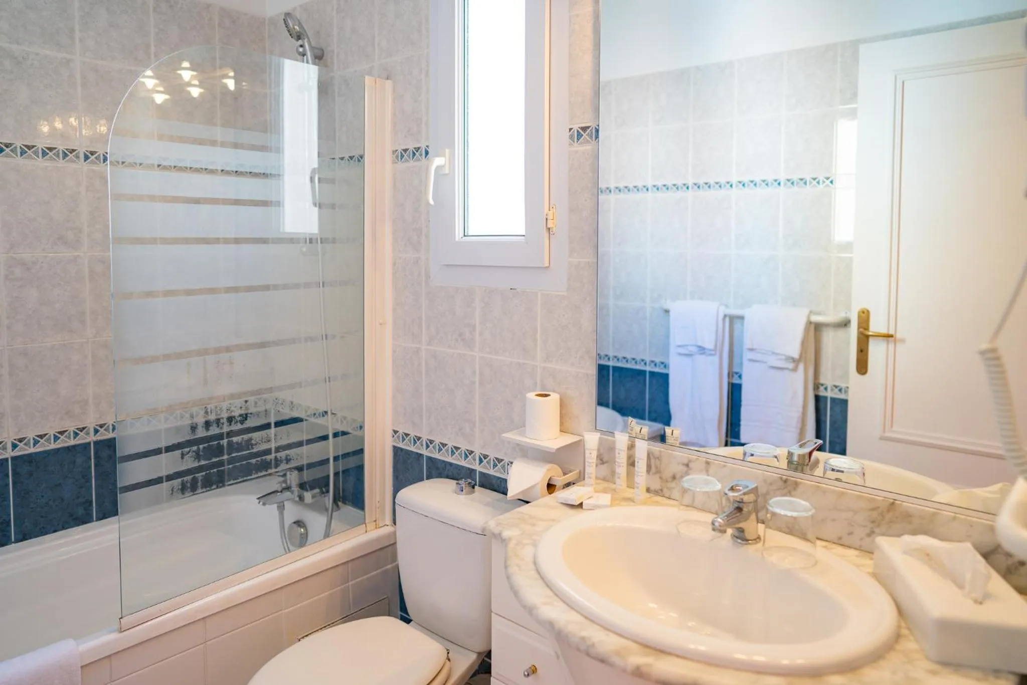 Bathroom in Hôtel de Margaux