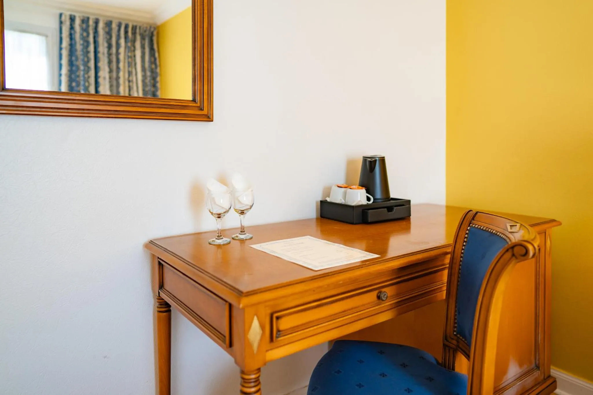 hair dresser in Hôtel de Margaux