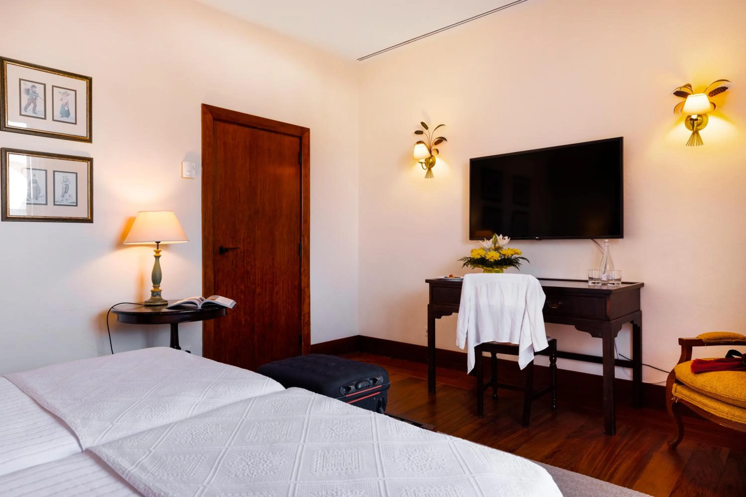 TV and multimedia, Bed in Pousada Convento de Vila Viçosa