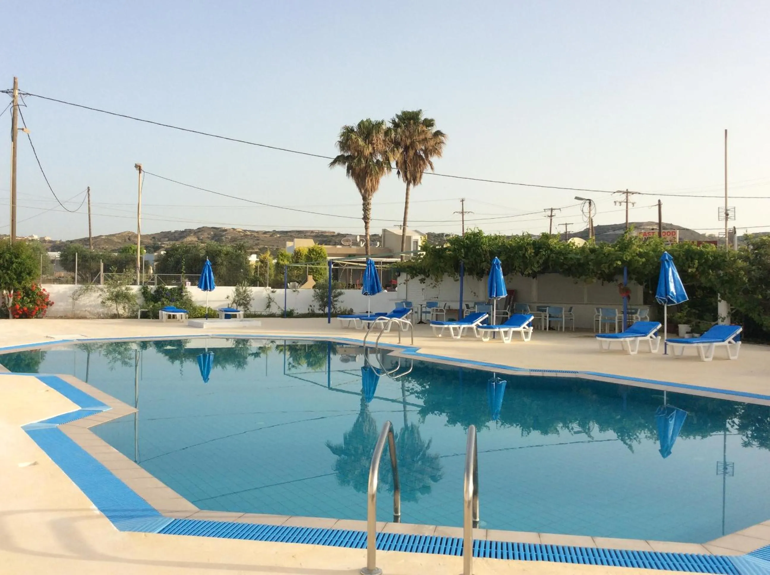 Antonis Hotel
