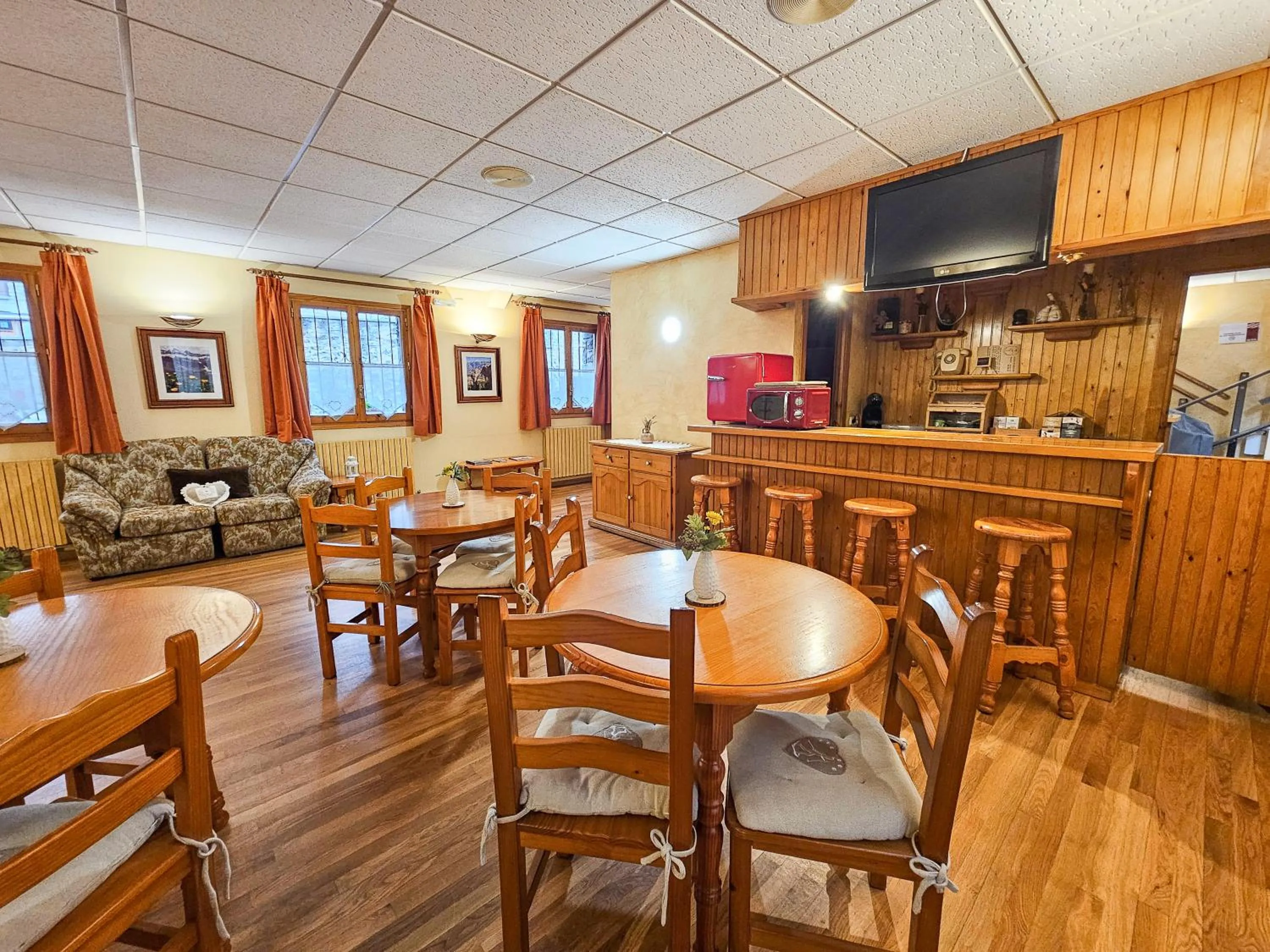 Dining area in Hotel Casa Morlans 3000