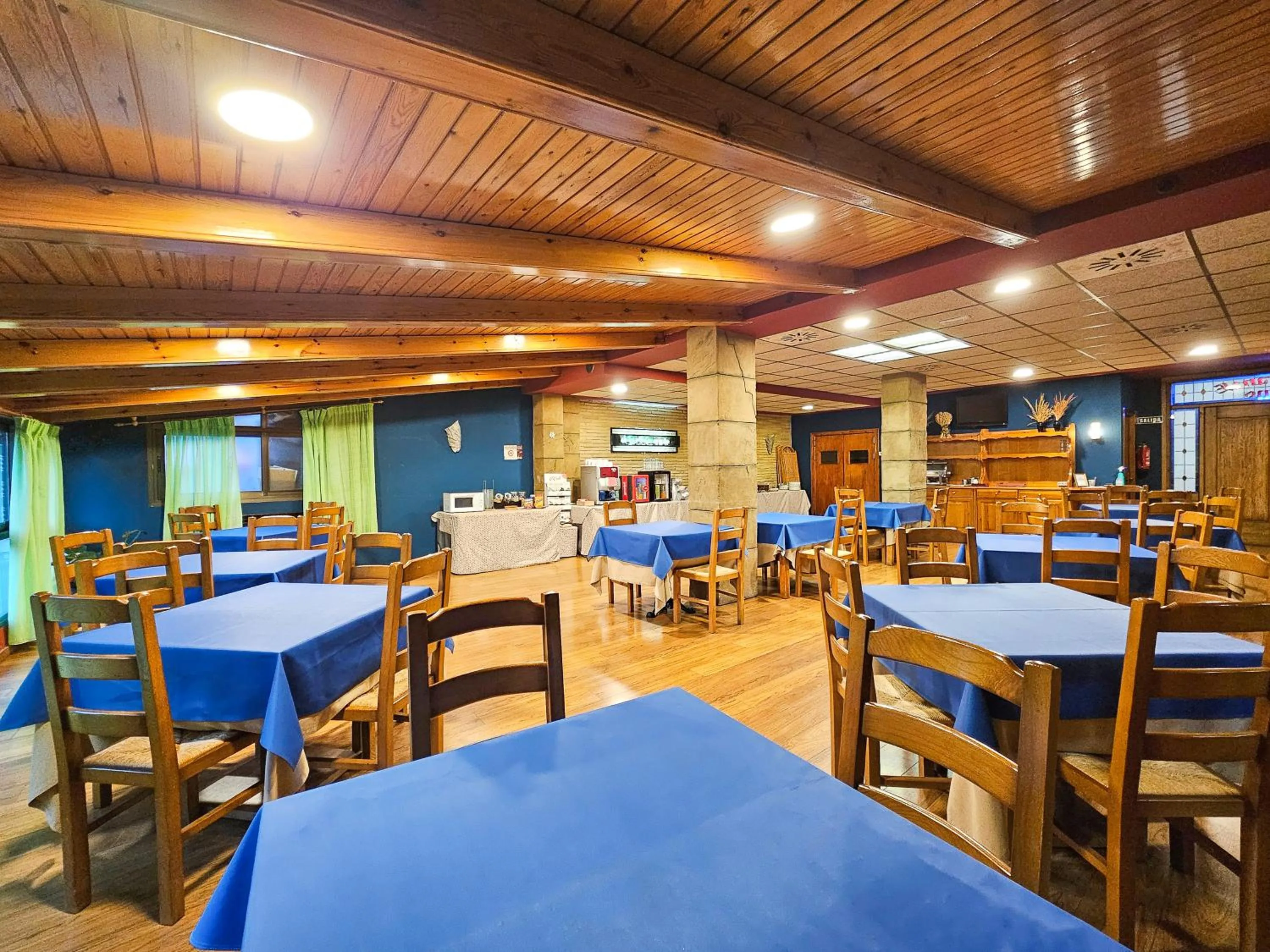 Dining area in Hotel Casa Morlans 3000