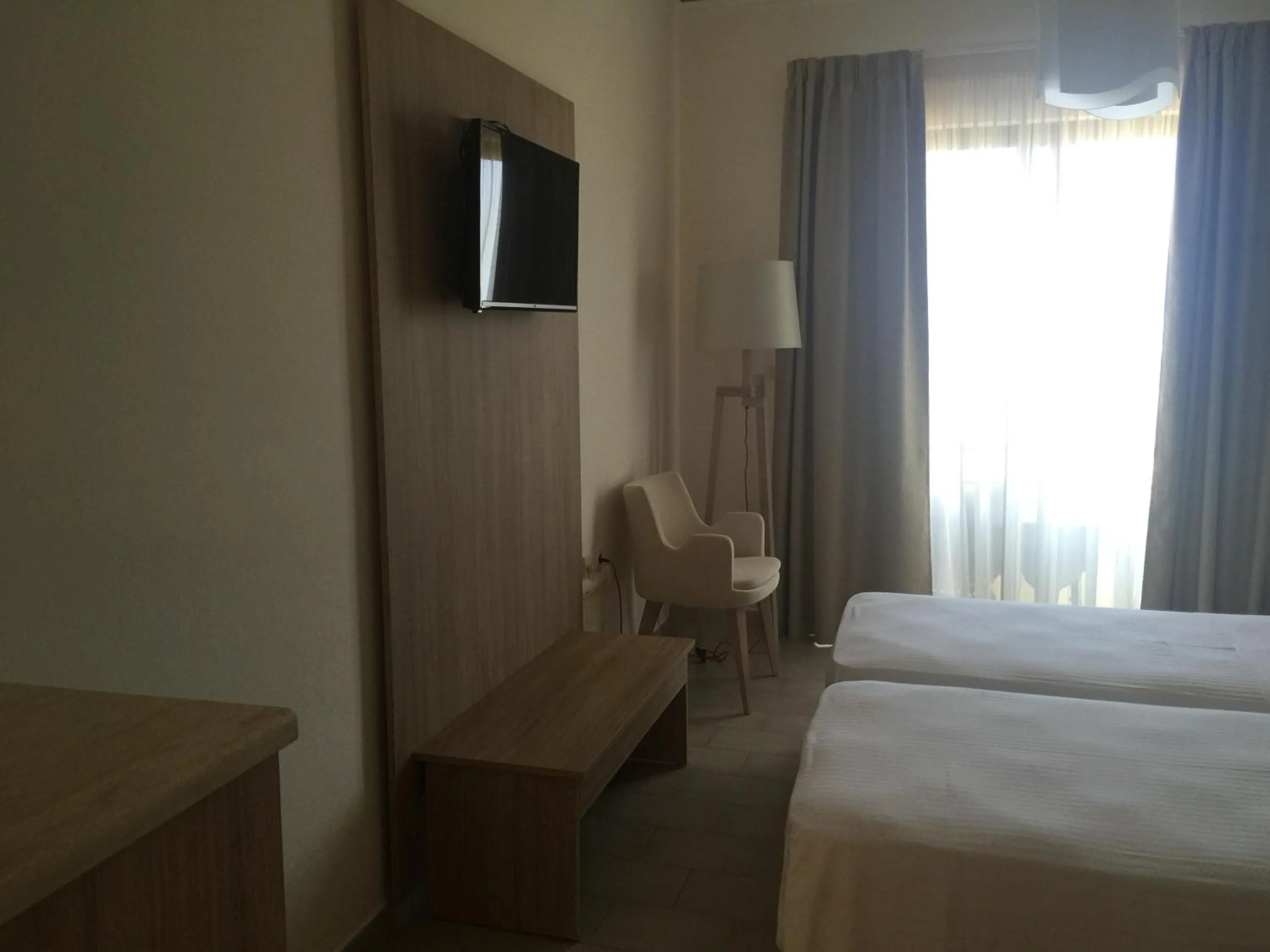 Bedroom, Bed in Nikos Ikies