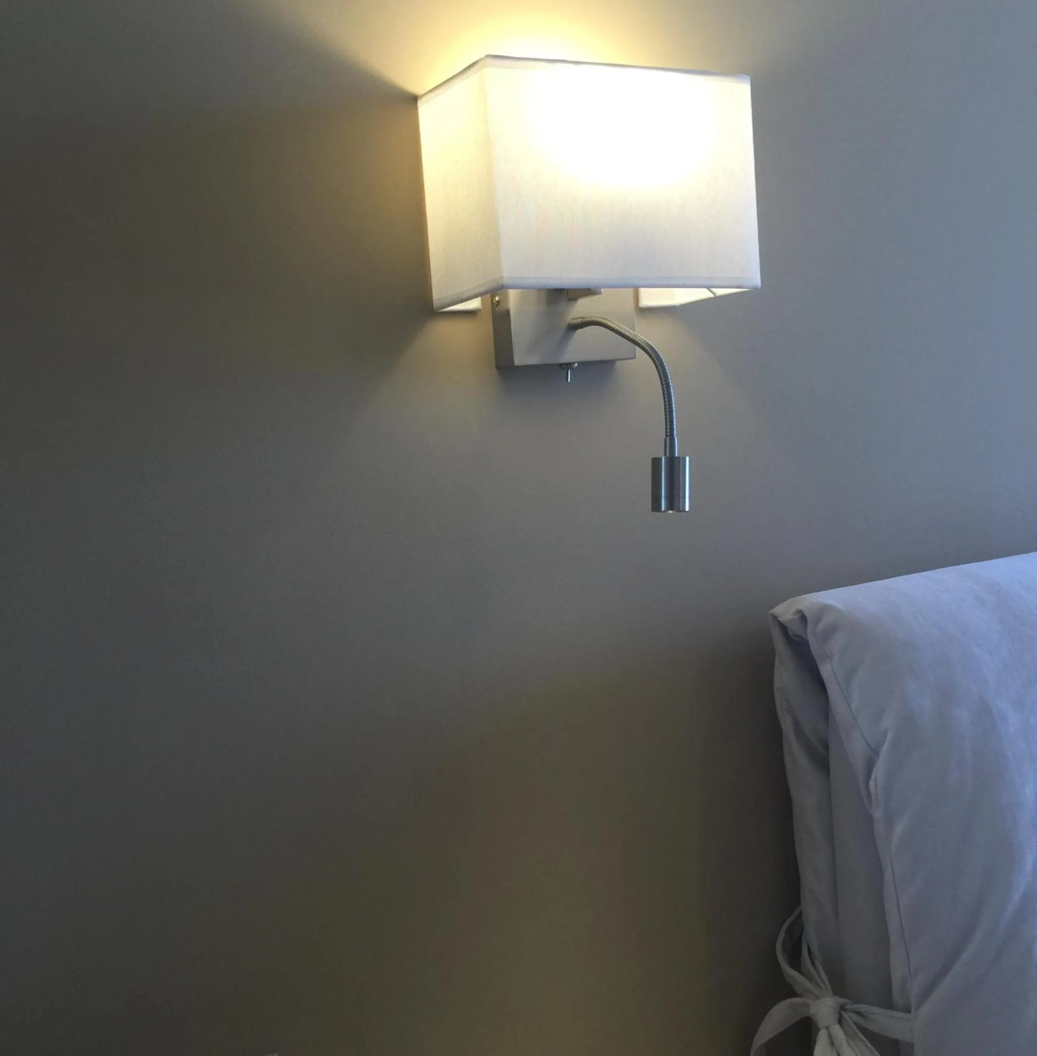 Decorative detail, Bed in Nikos Ikies