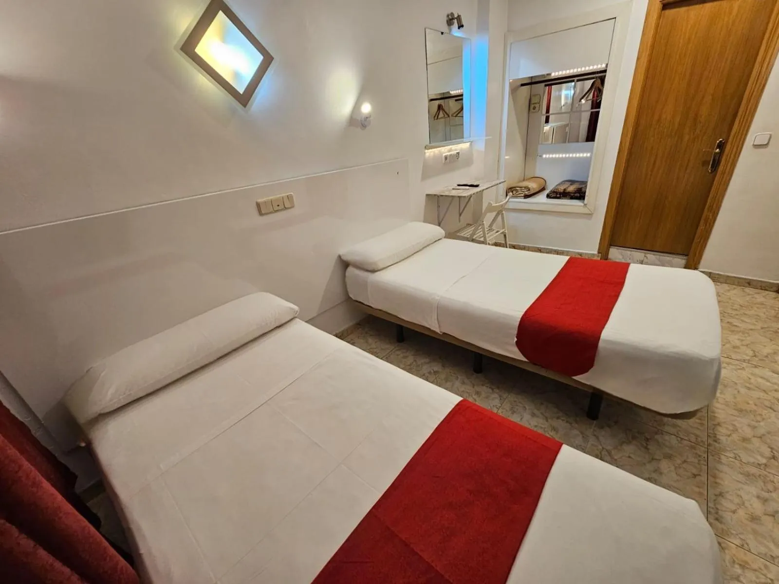 Photo of the whole room, Bed in Hostal Las Vegas