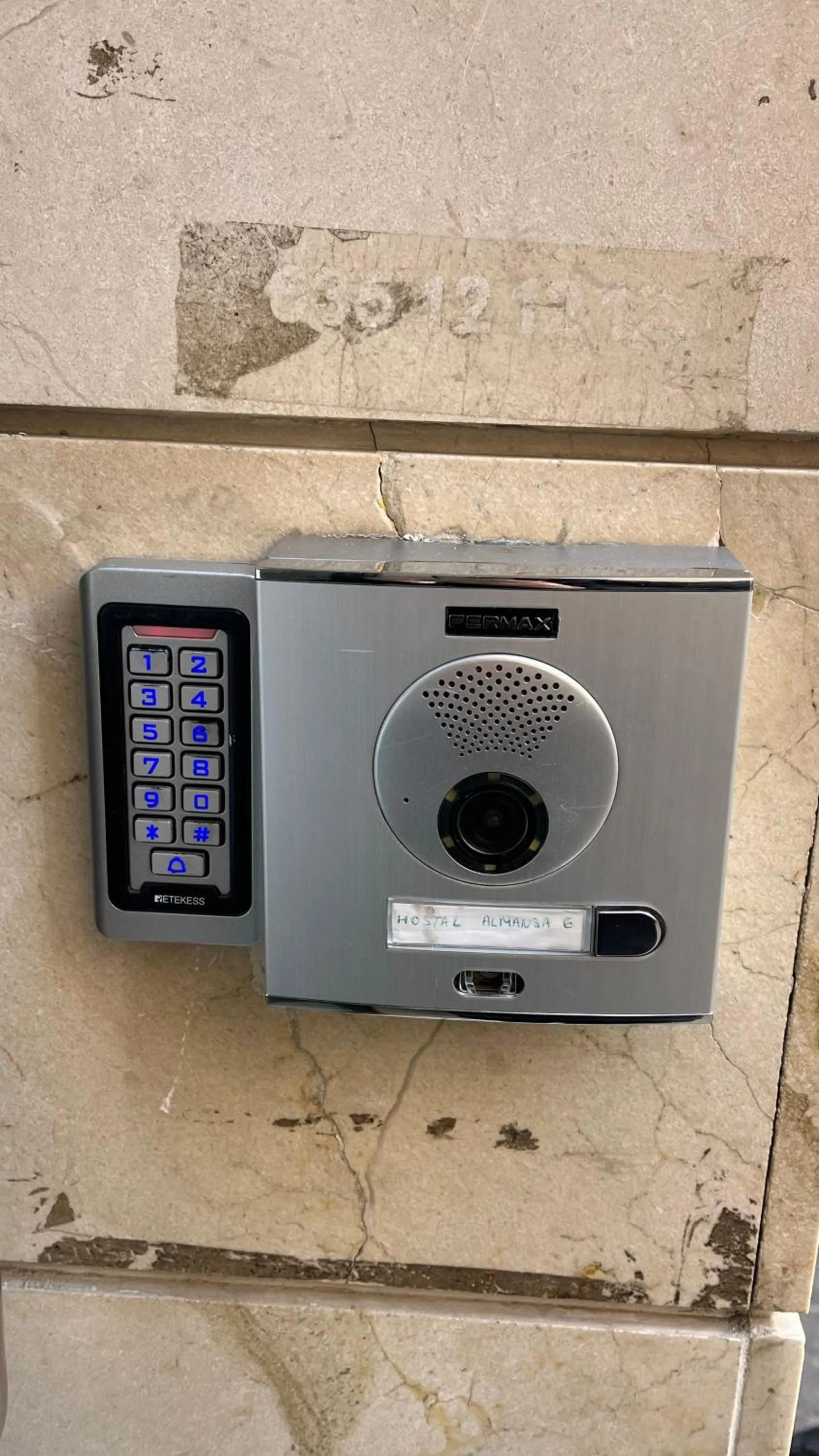 Property building in Hostal Las Vegas