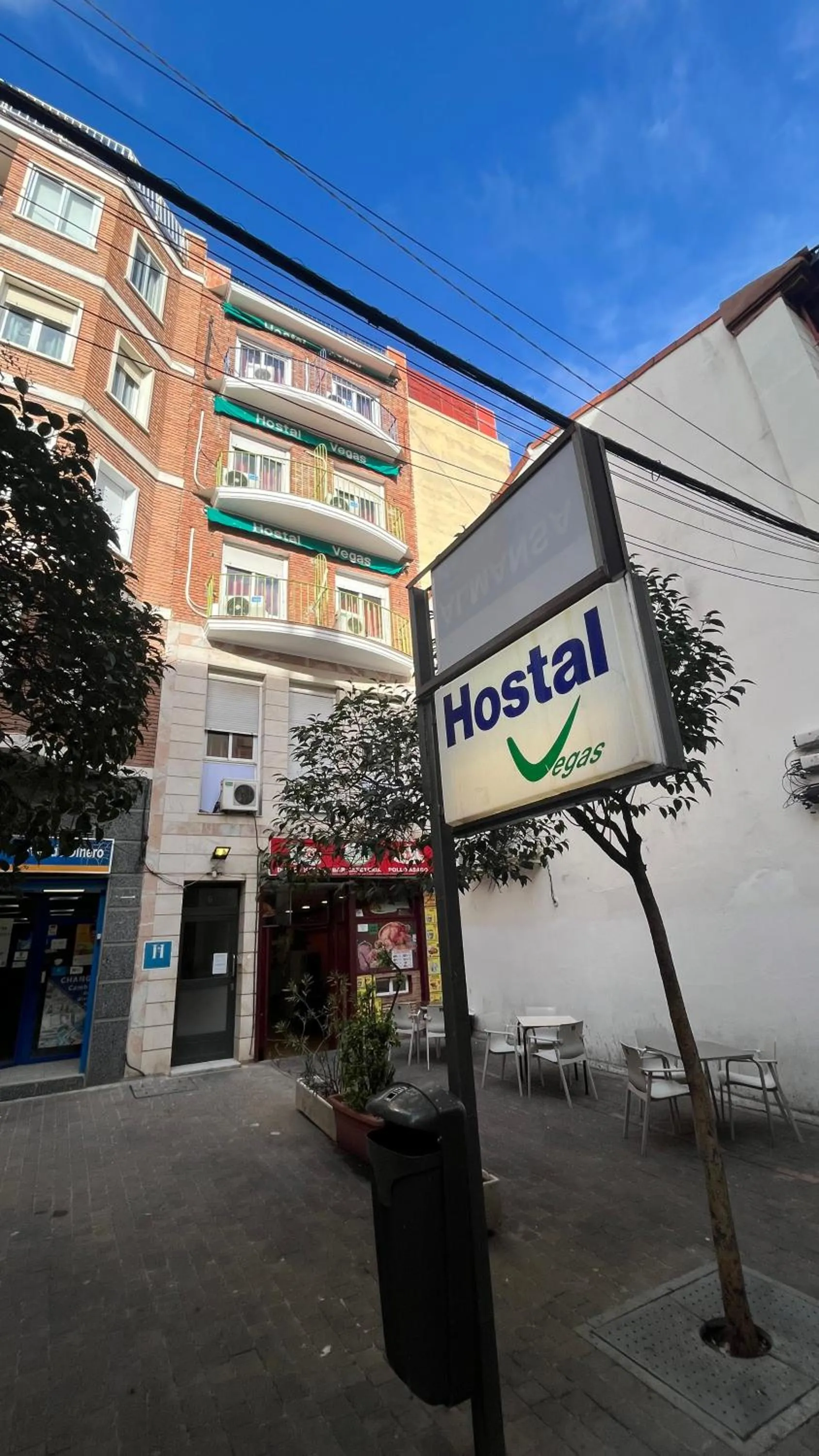 Property building in Hostal Las Vegas