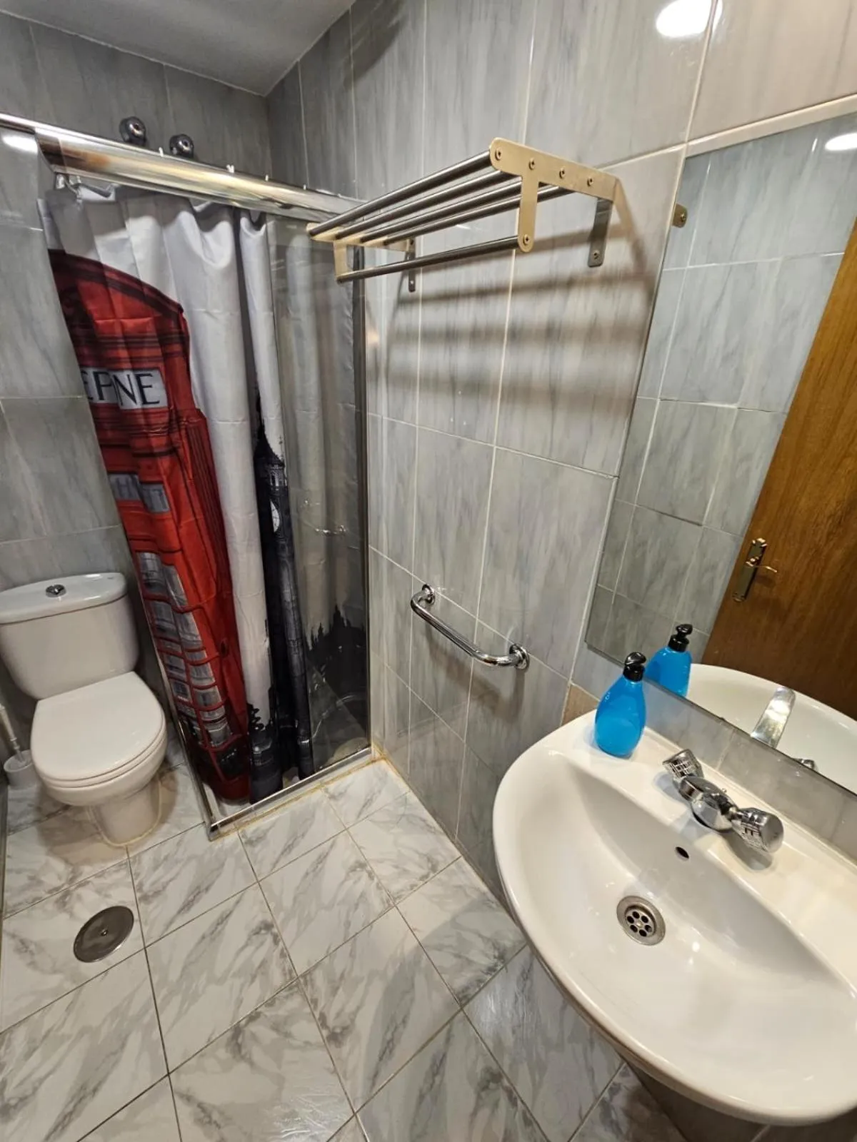 Bathroom in Hostal Las Vegas