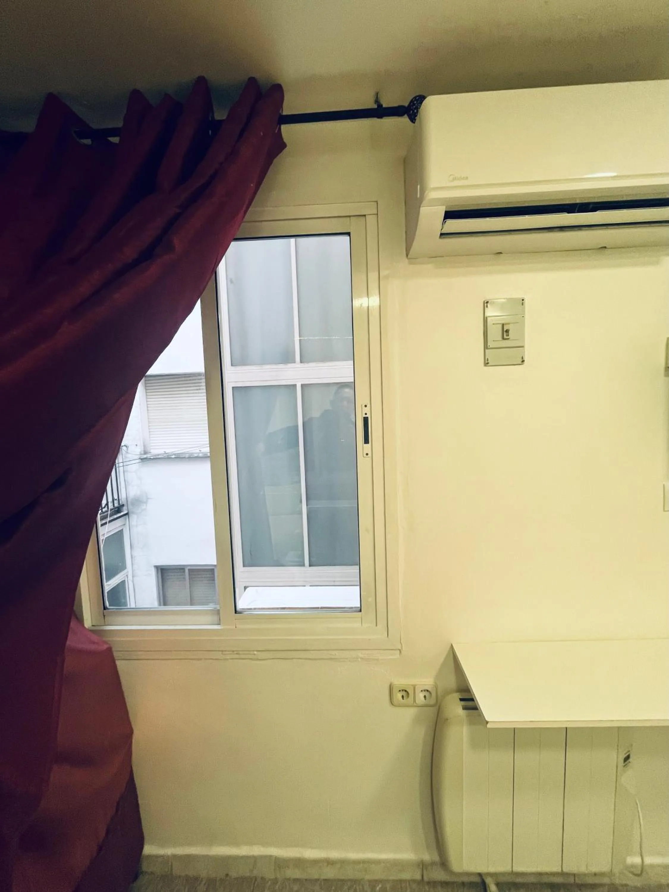 air conditioner in Hostal Las Vegas