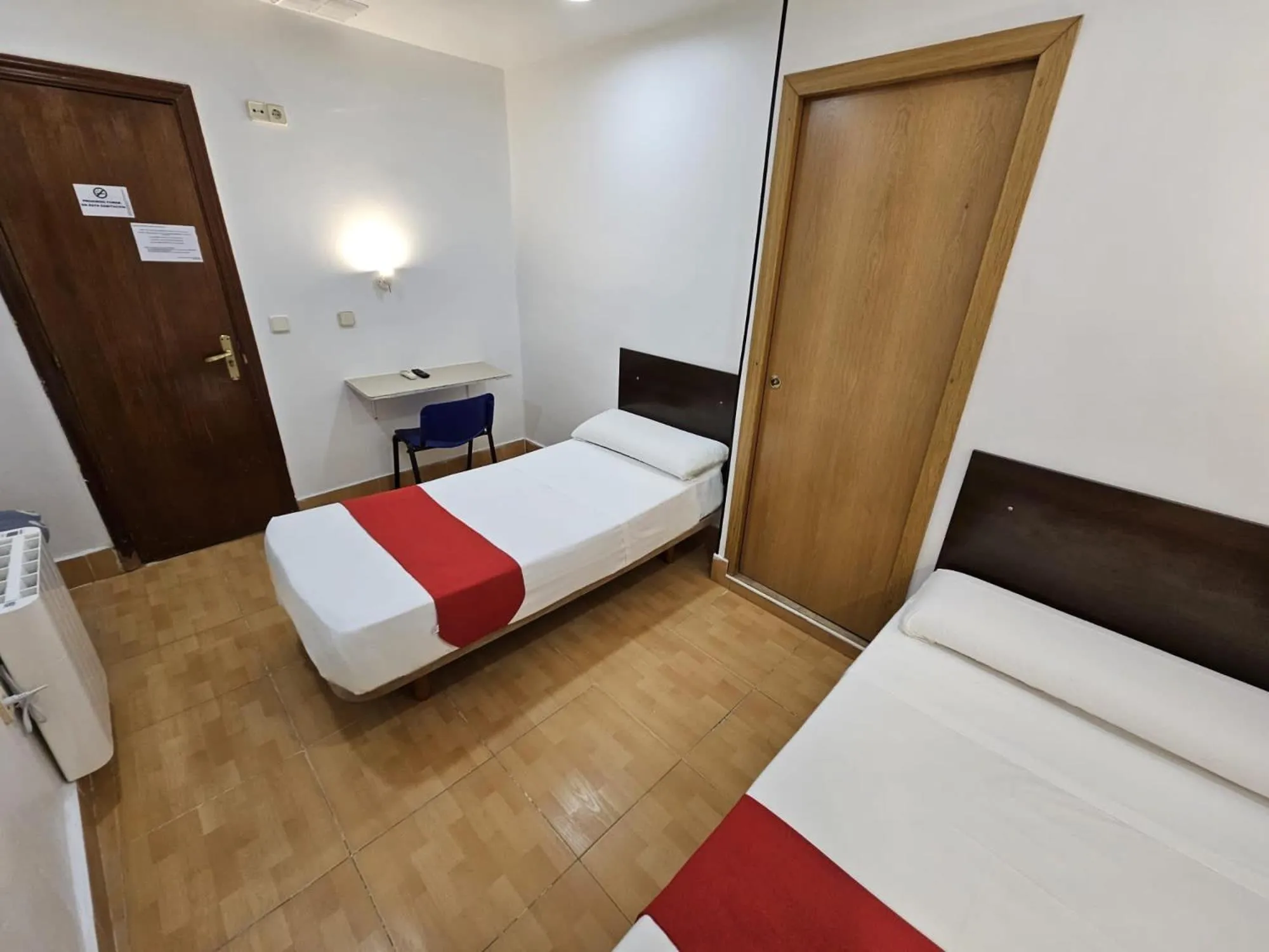 Photo of the whole room, Bed in Hostal Las Vegas