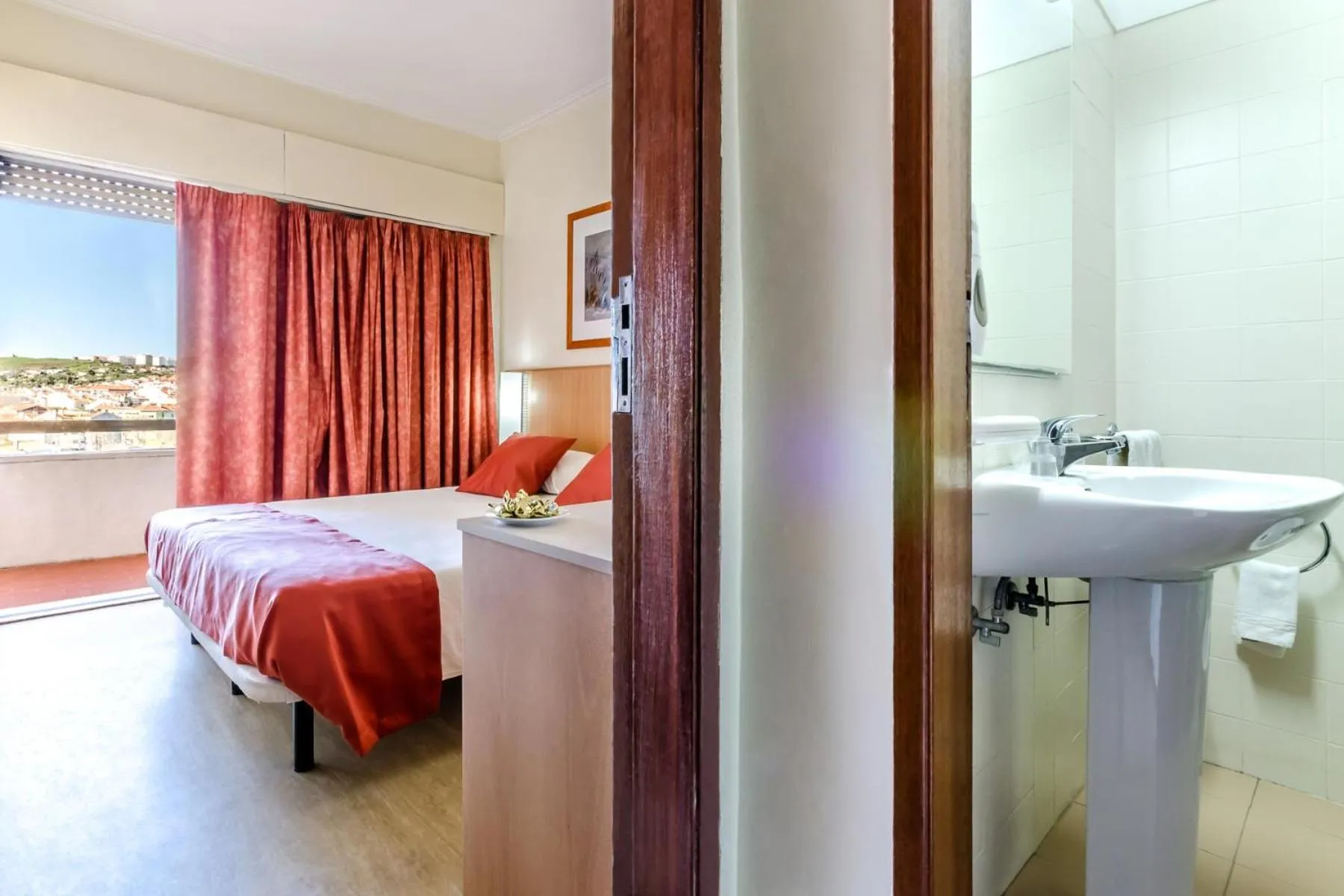 Bed in Residencial Jardim da Amadora