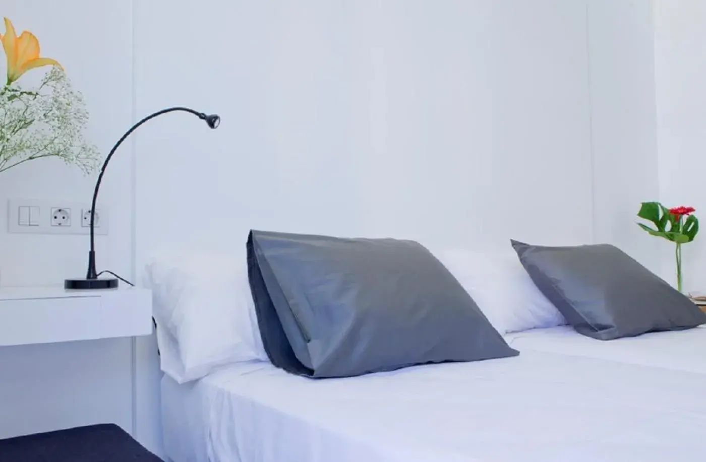 Bed in Artrip Hotel Bed in Artrip Hotel