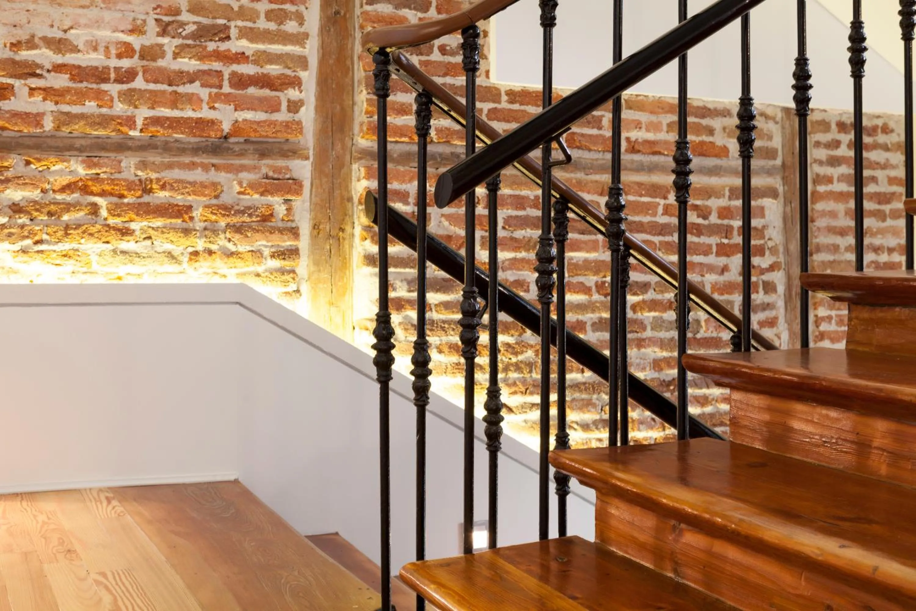 Property building in Artrip Hotel