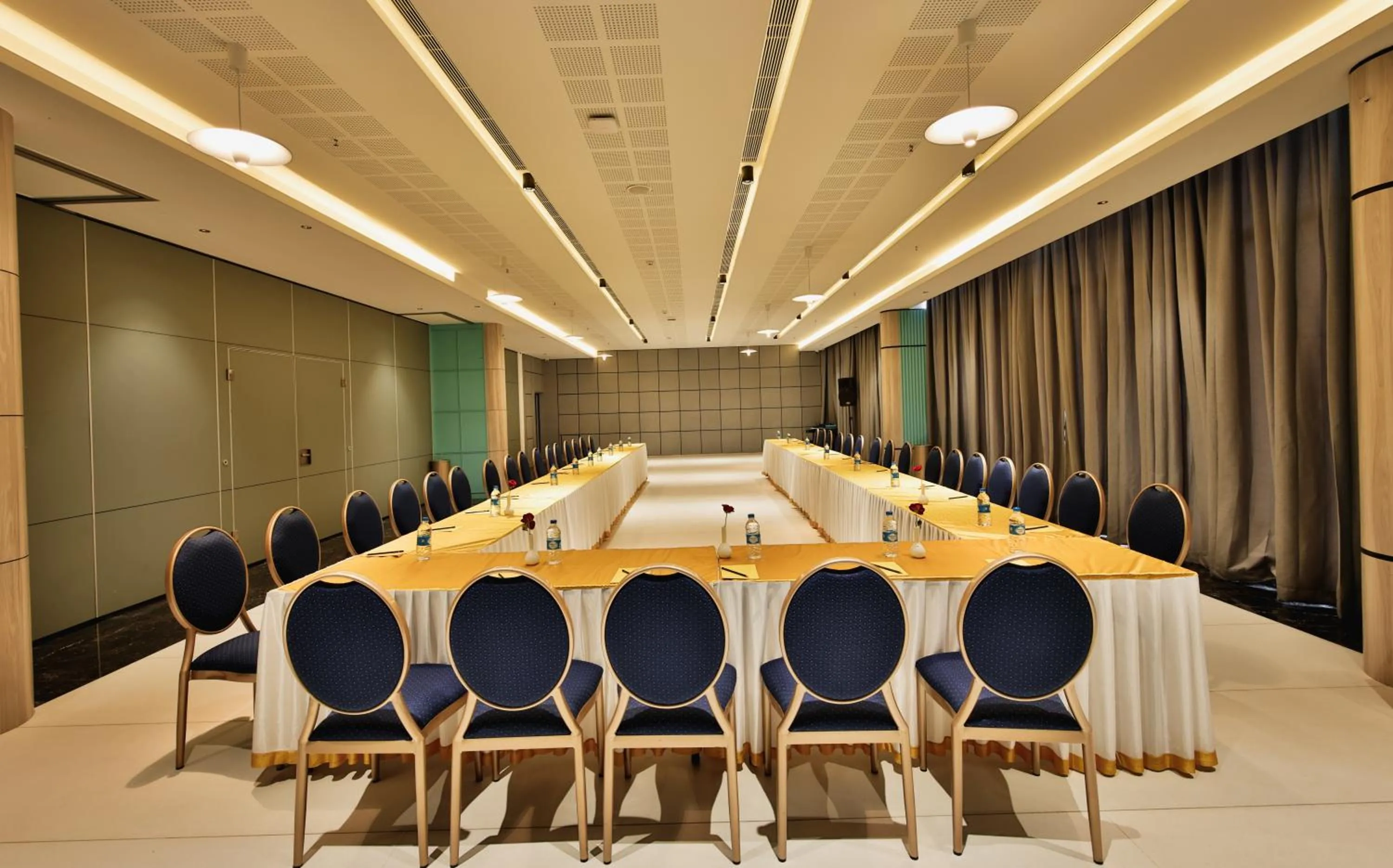 Banquet/Function facilities in Pushpak Grande