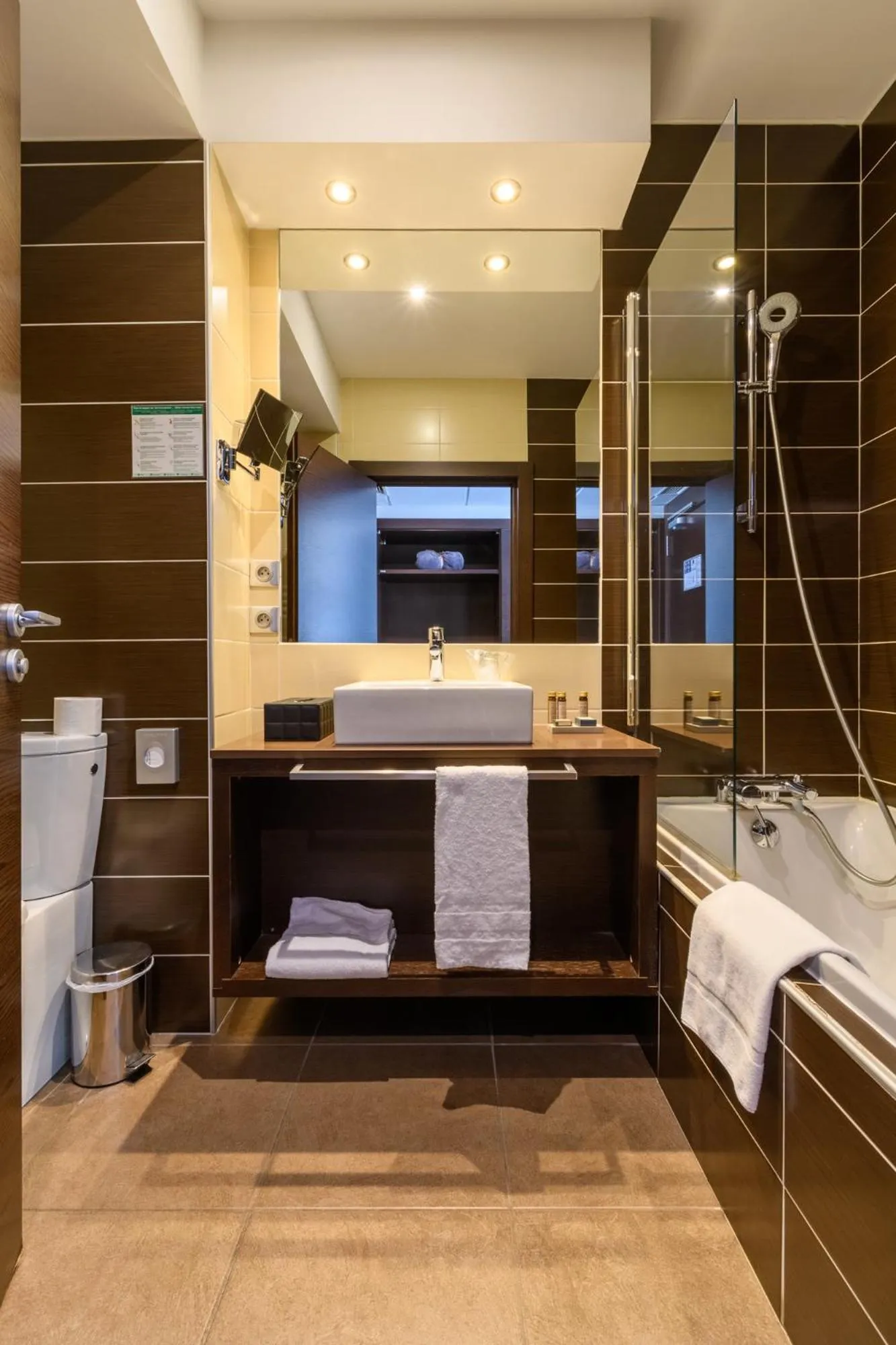 Bathroom in Hype Hôtel