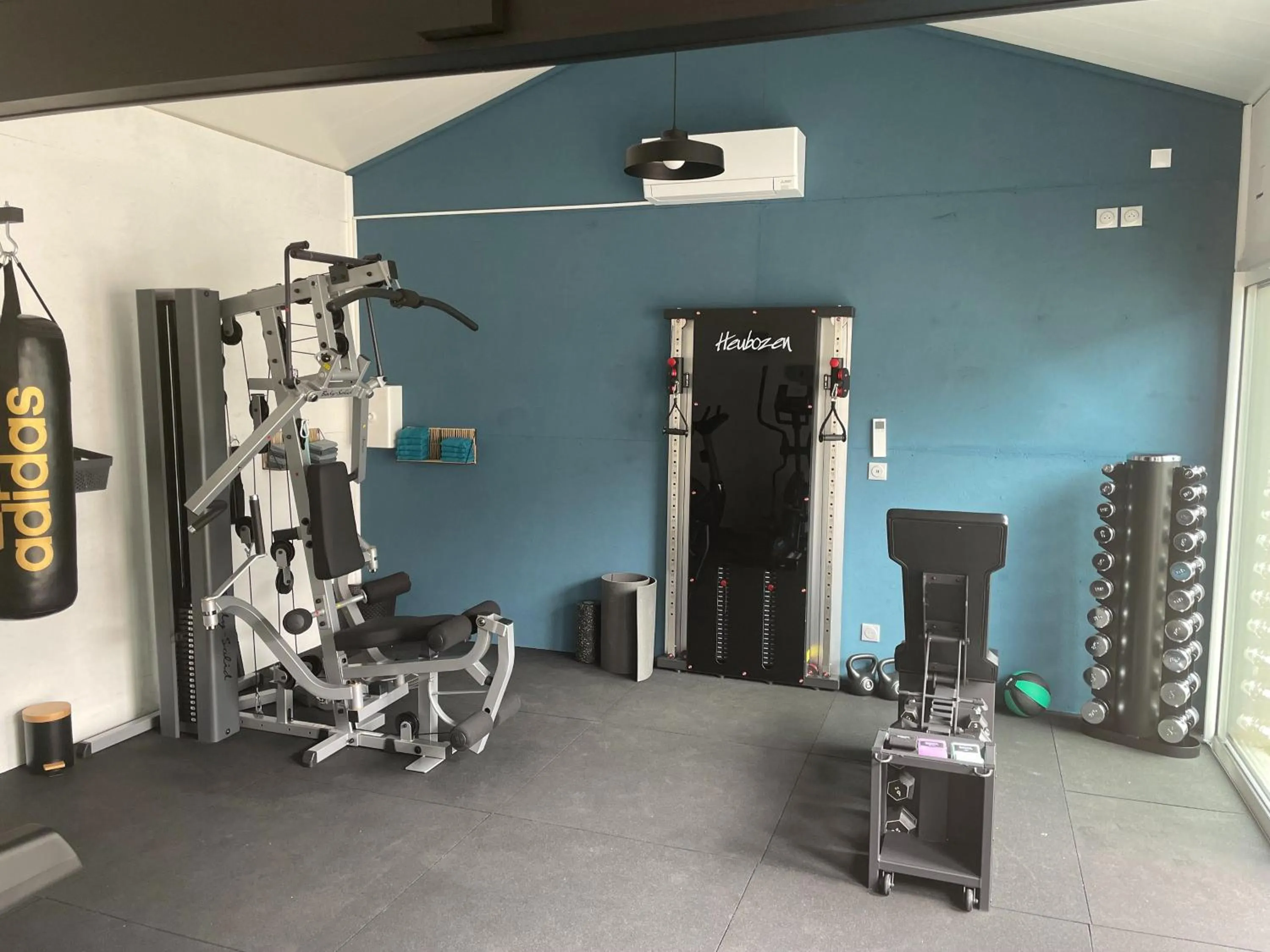 Fitness centre/facilities in Hype Hôtel