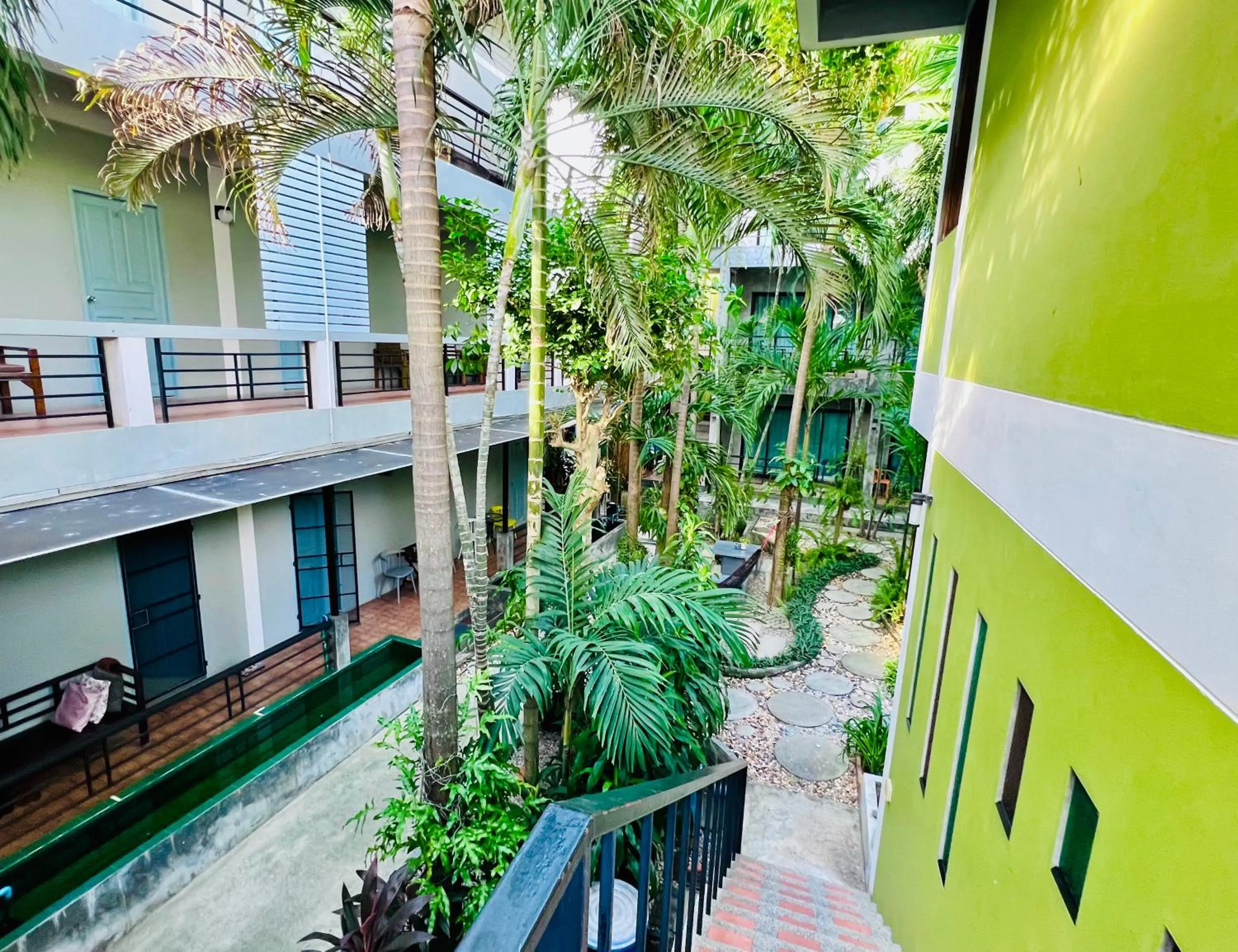 Property building in Blue Wave House