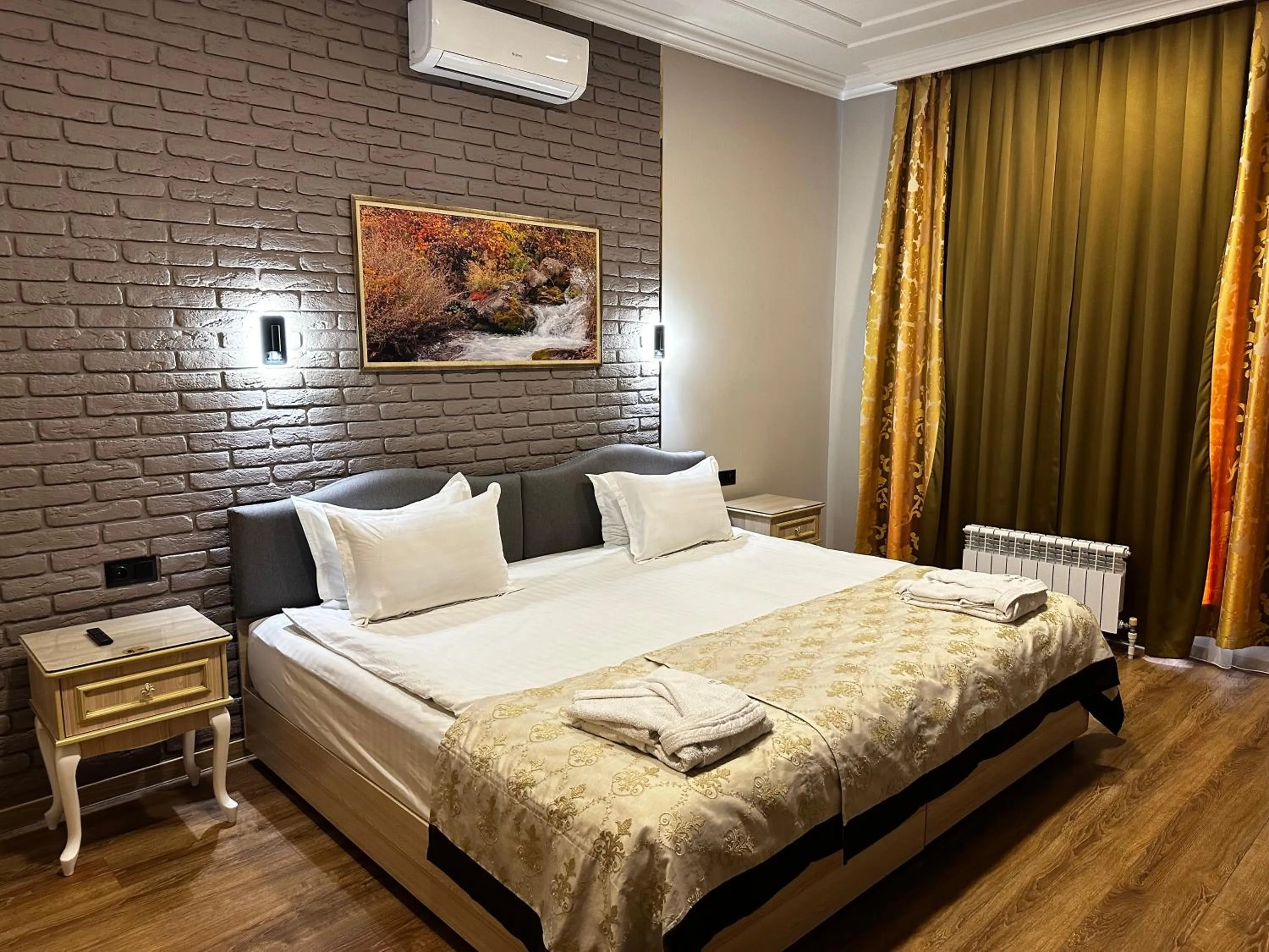 Bedroom, Bed in Silk Road Kokand Hotel
