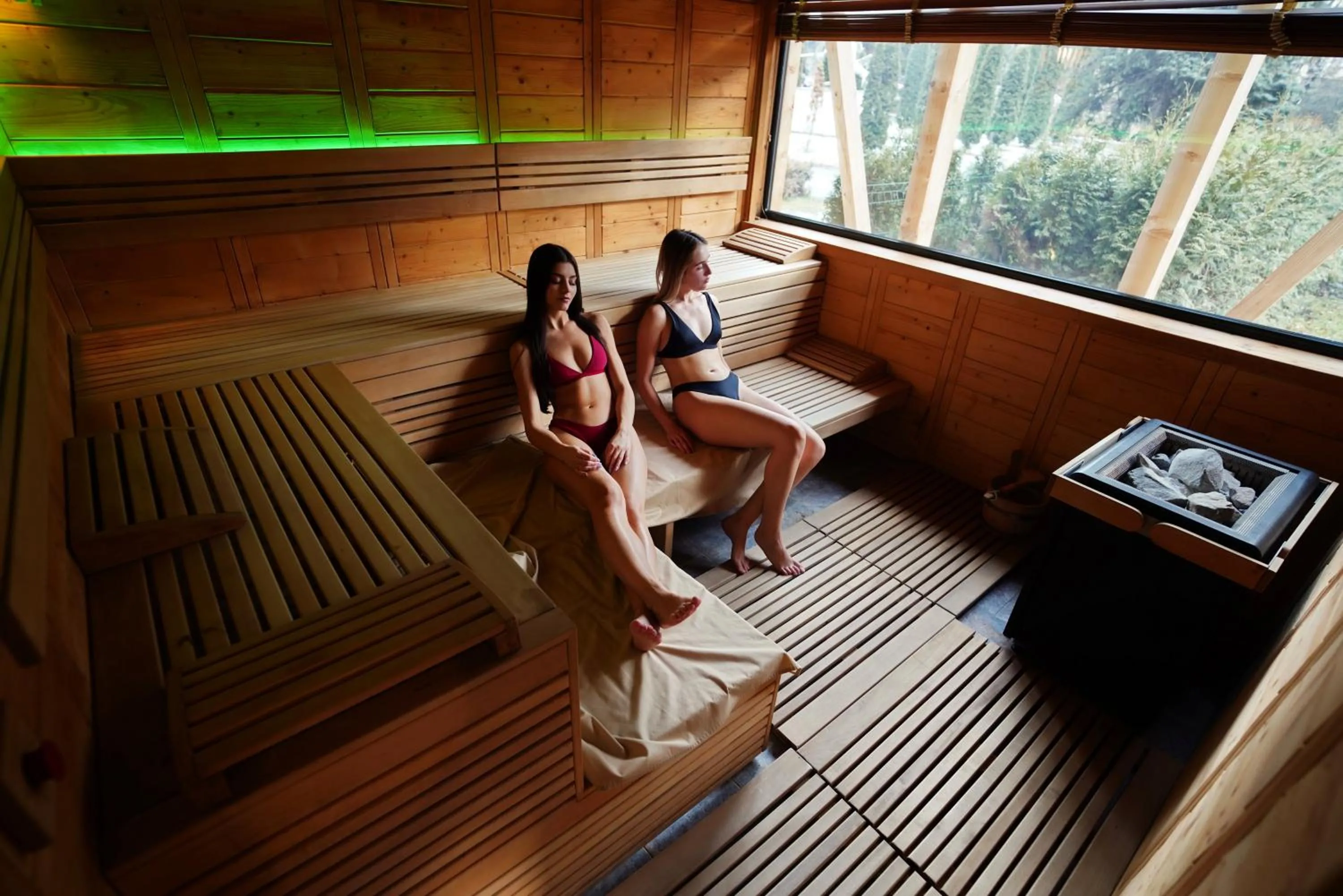 Spa and wellness centre/facilities in Hotel Fenyõ Conference & Spa