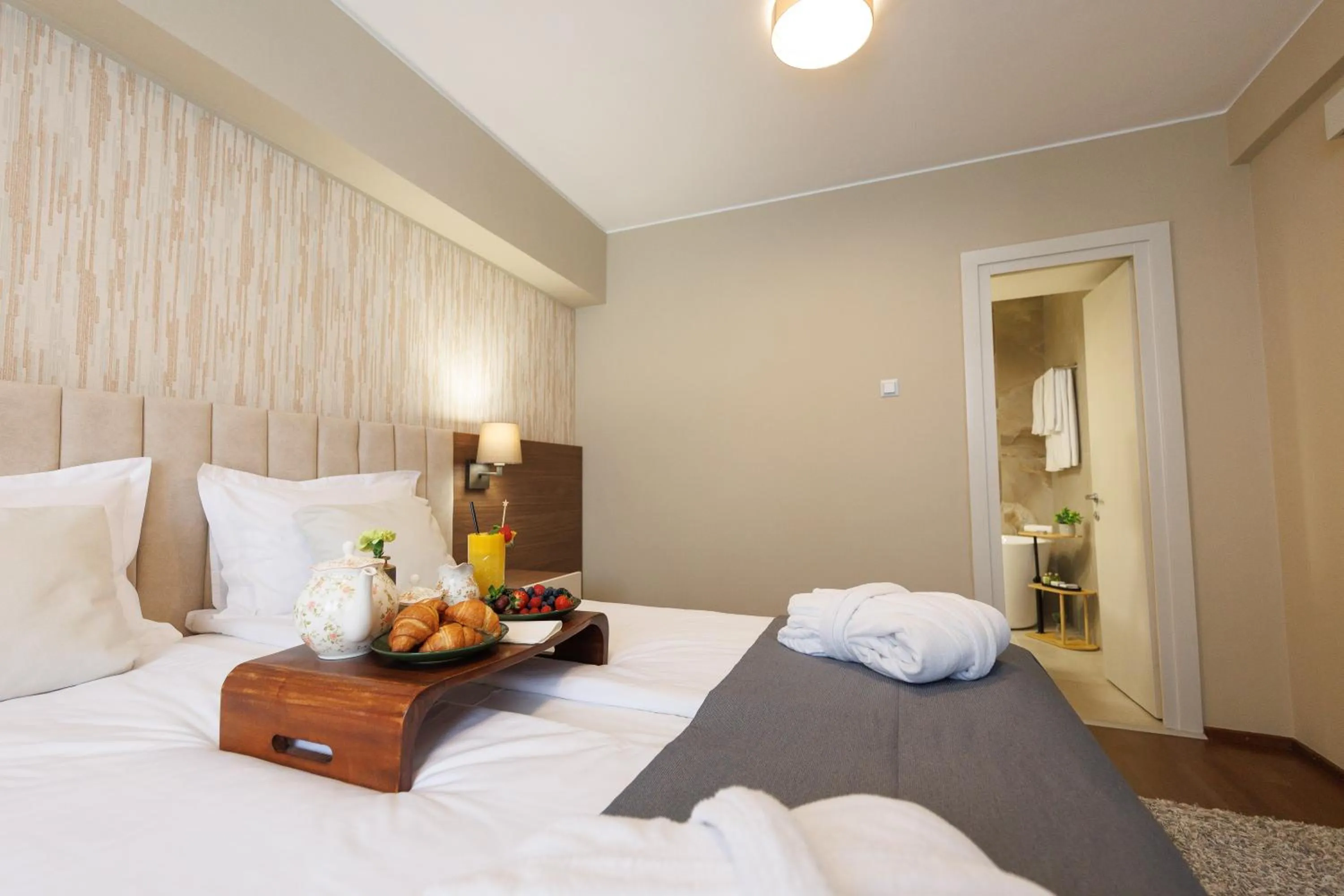 Bed in Hotel Fenyõ Conference & Spa