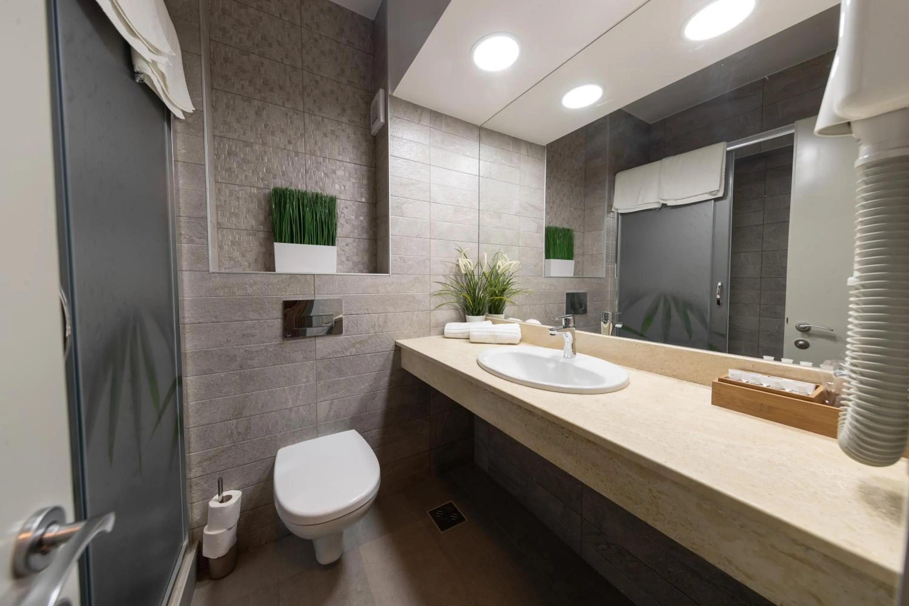 Hotel Fenyõ Conference & Spa