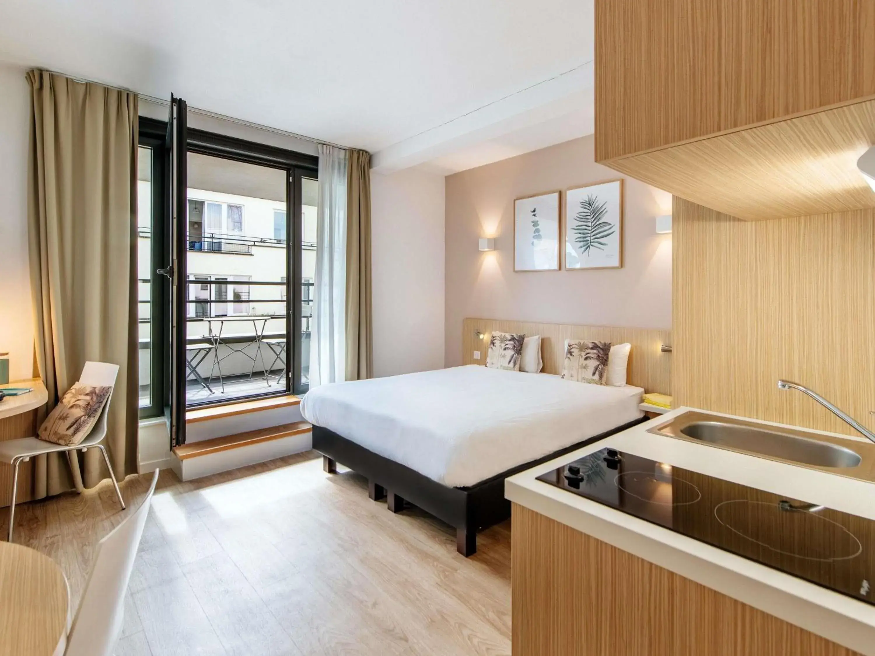 Bedroom, Bed in Aparthotel Adagio Access Bruxelles Europe Aparthotel Bedroom, Bed in Aparthotel Adagio Access Bruxelles Europe Aparthotel