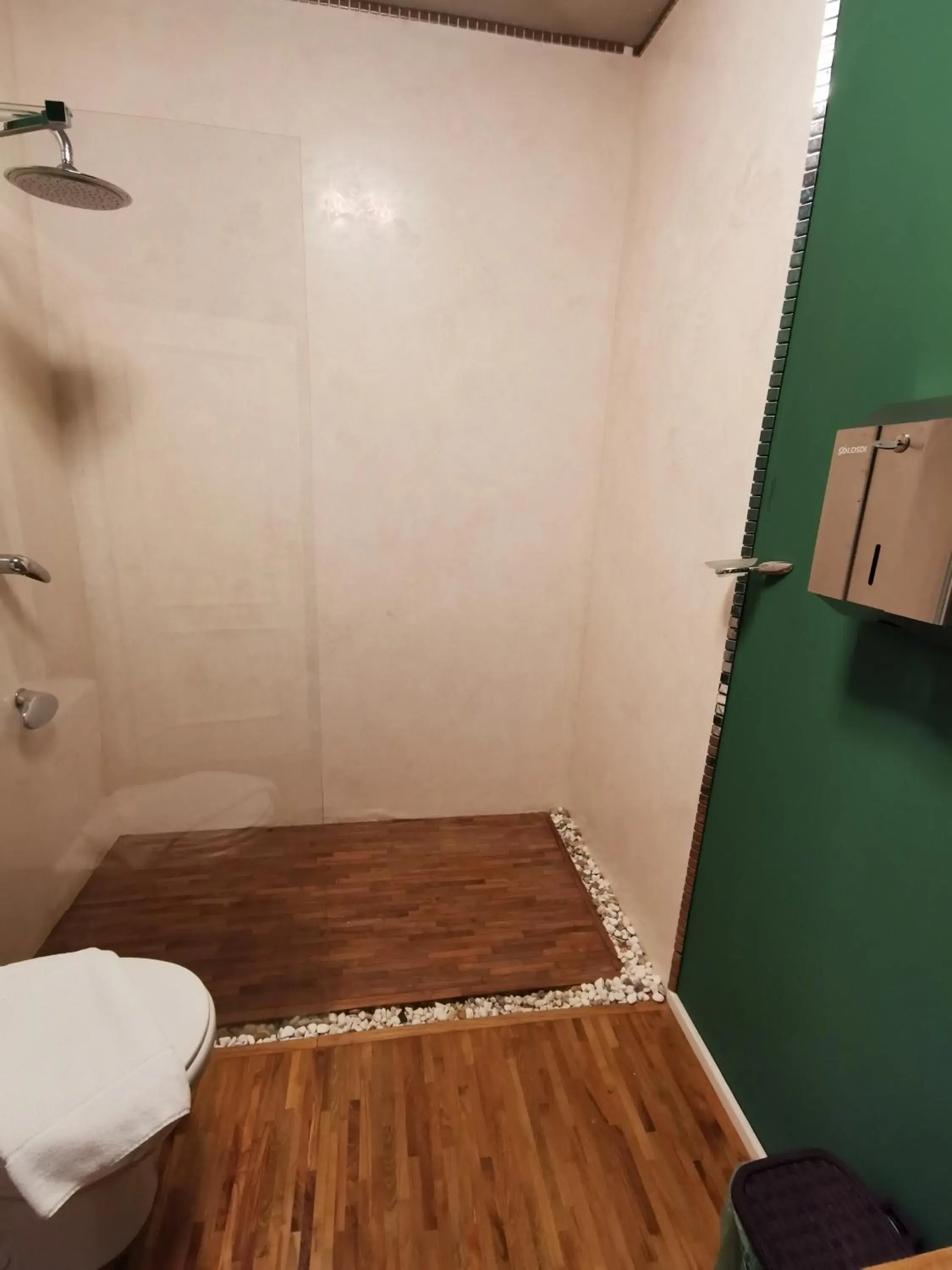 Bathroom in Prince Residence Apartments Bathroom in Prince Residence Apartments