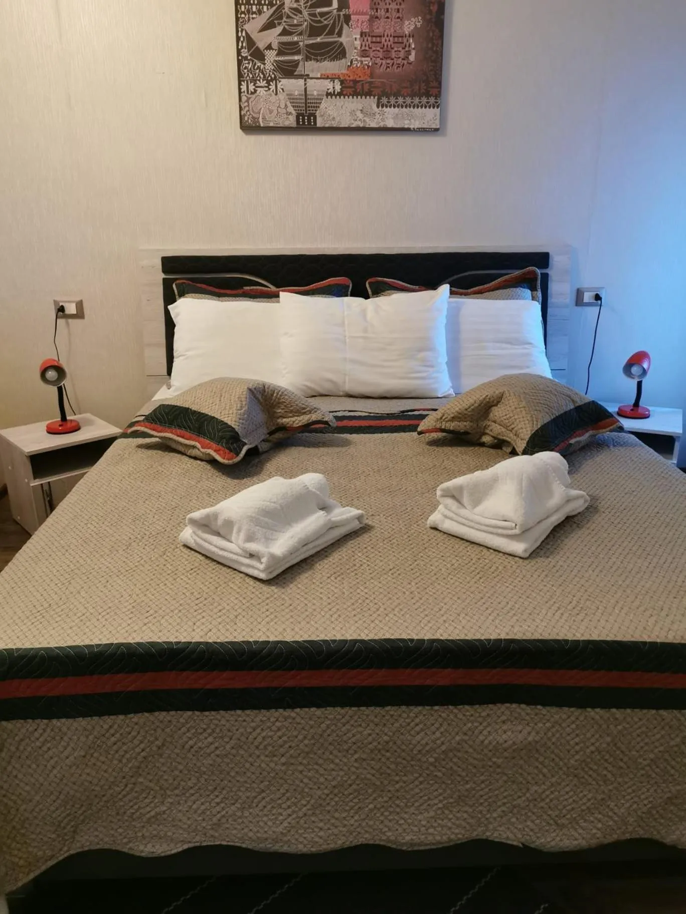 Bed in Prince Residence Apartments