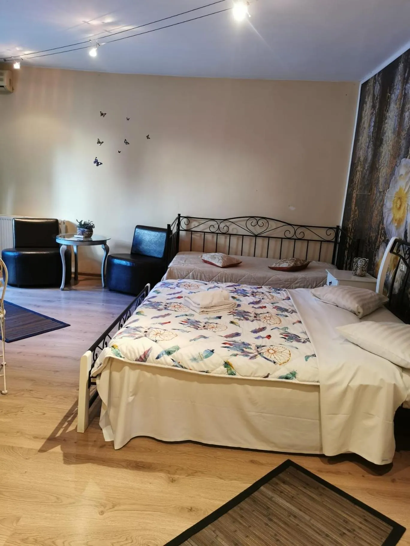 Bed in Prince Residence Apartments