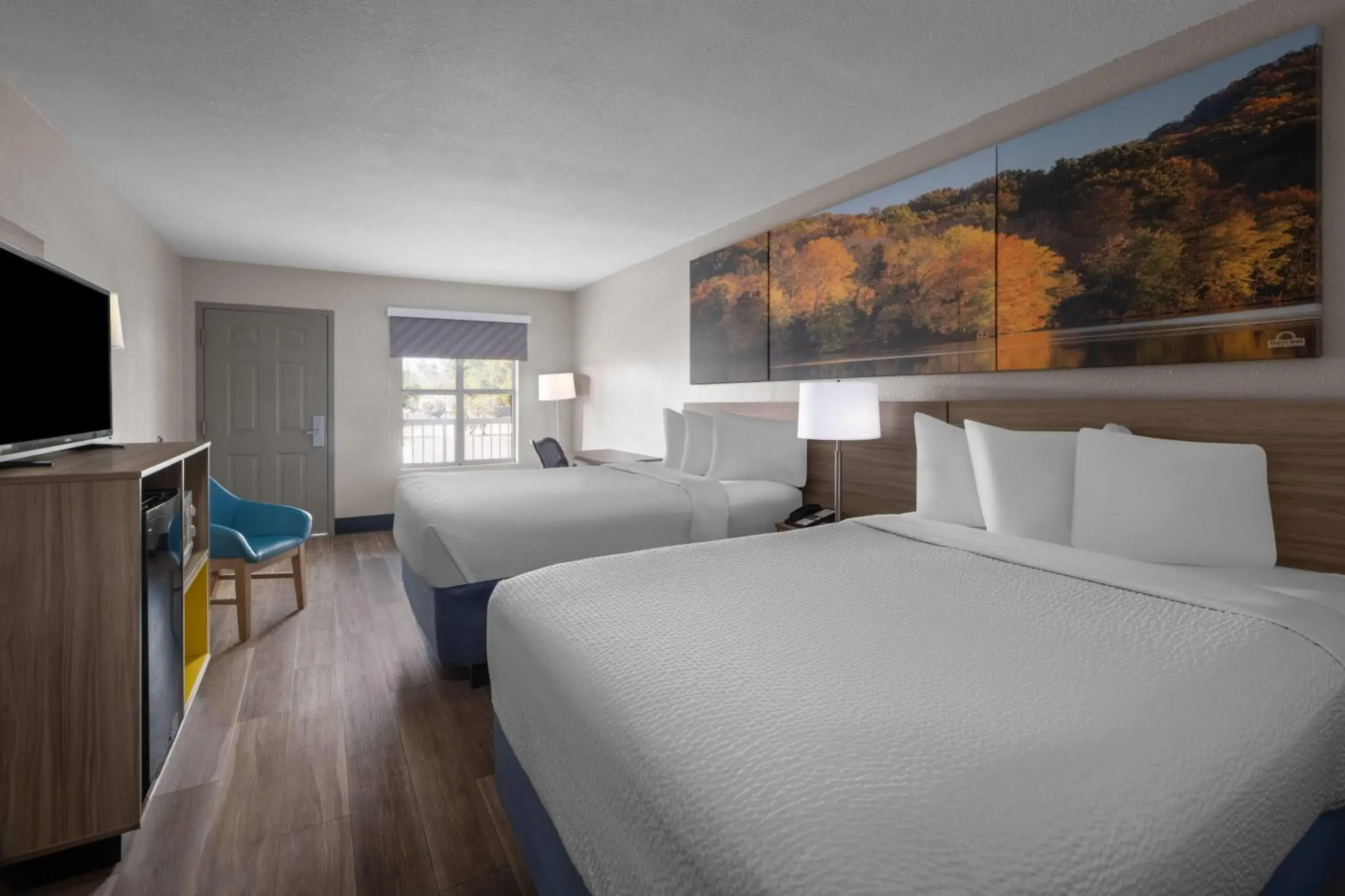 Photo of the whole room, Bed in Days Inn by Wyndham Alma Photo of the whole room, Bed in Days Inn by Wyndham Alma