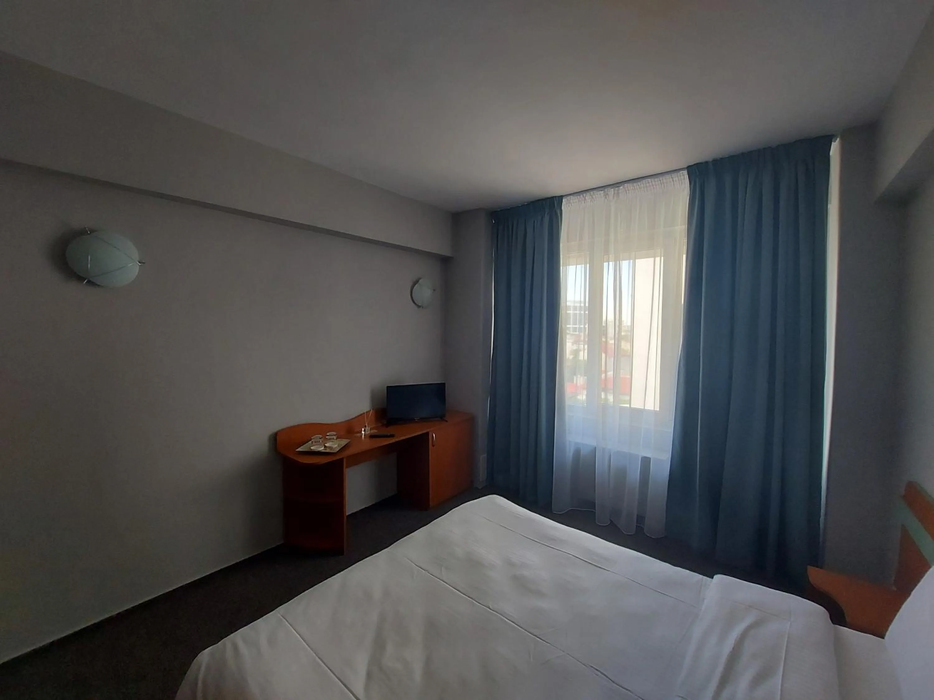 Bedroom, Bed in Elizeu Hotel