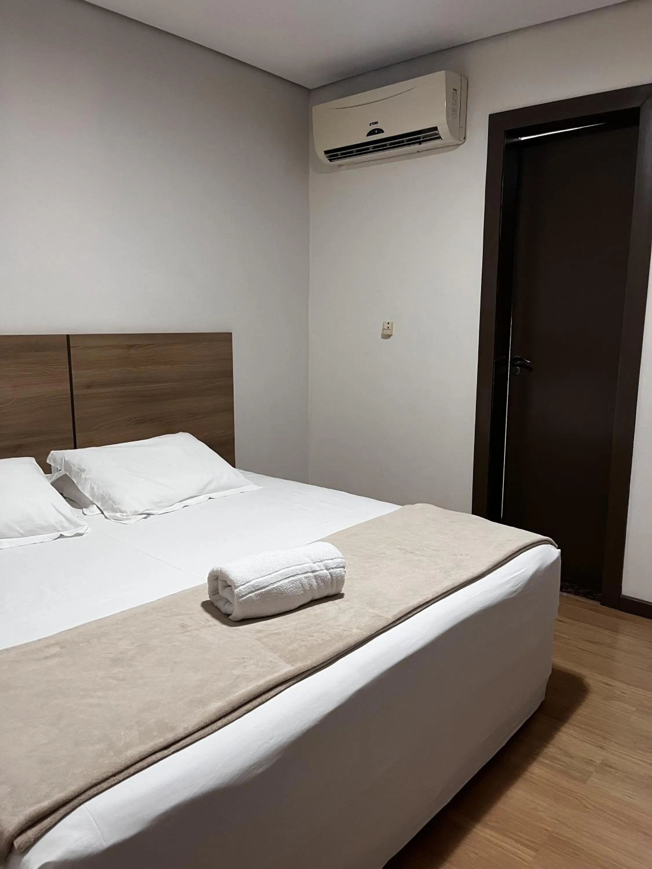 Bed in Maximus Business by - Easy Hotéis